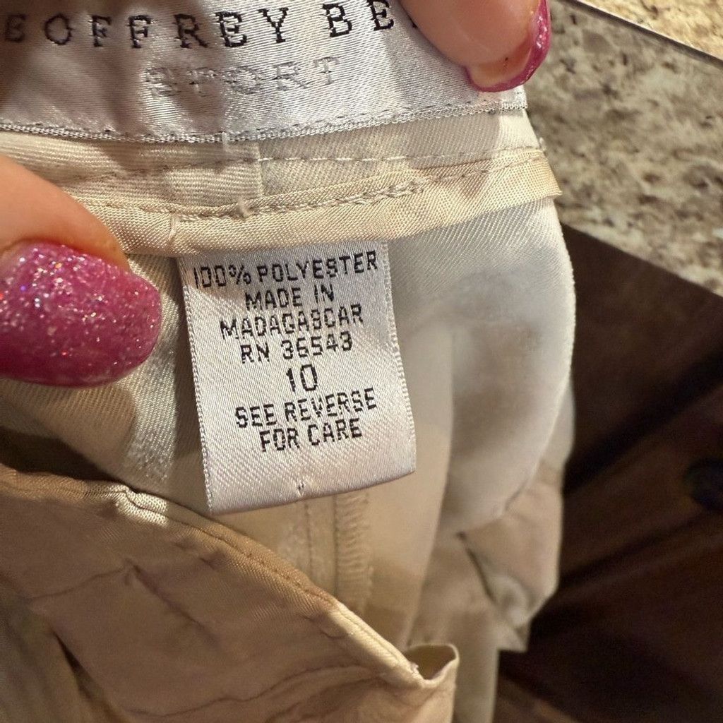 Geoffrey Beene Geoffrey Beene size 10 cream color shorts Size 32" / US 10 / IT 46 - 4 Thumbnail
