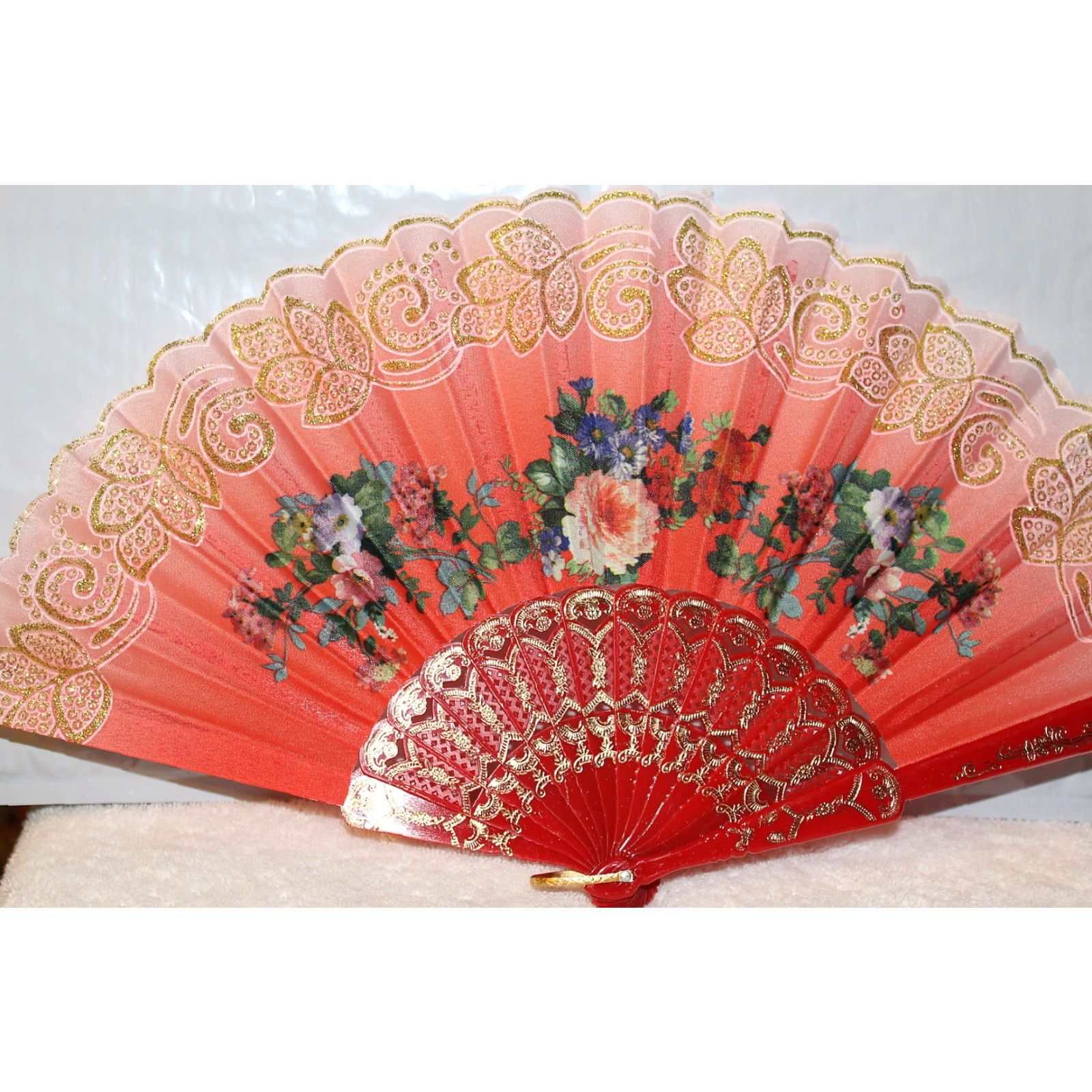 Vintage VINTAGE FAN Hand Fan with Flowers Small Hand Fan 16in Wide 9in Closed Flowers Red D2 Mens or Unisex Size ONE SIZE - 2 Thumbnail