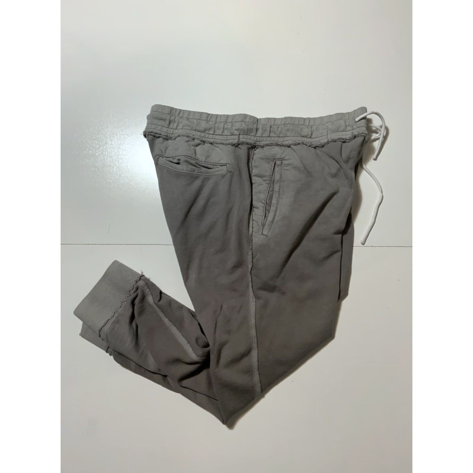 Vintage VINTAGE Cotton Citizen Sweatpants Jogger Distressed Made In USA Gray XXL Mens Pants Activewear 40W 32In 44In USA Theme Contemporary Tailored Casual Size US 39 - 2 Thumbnail