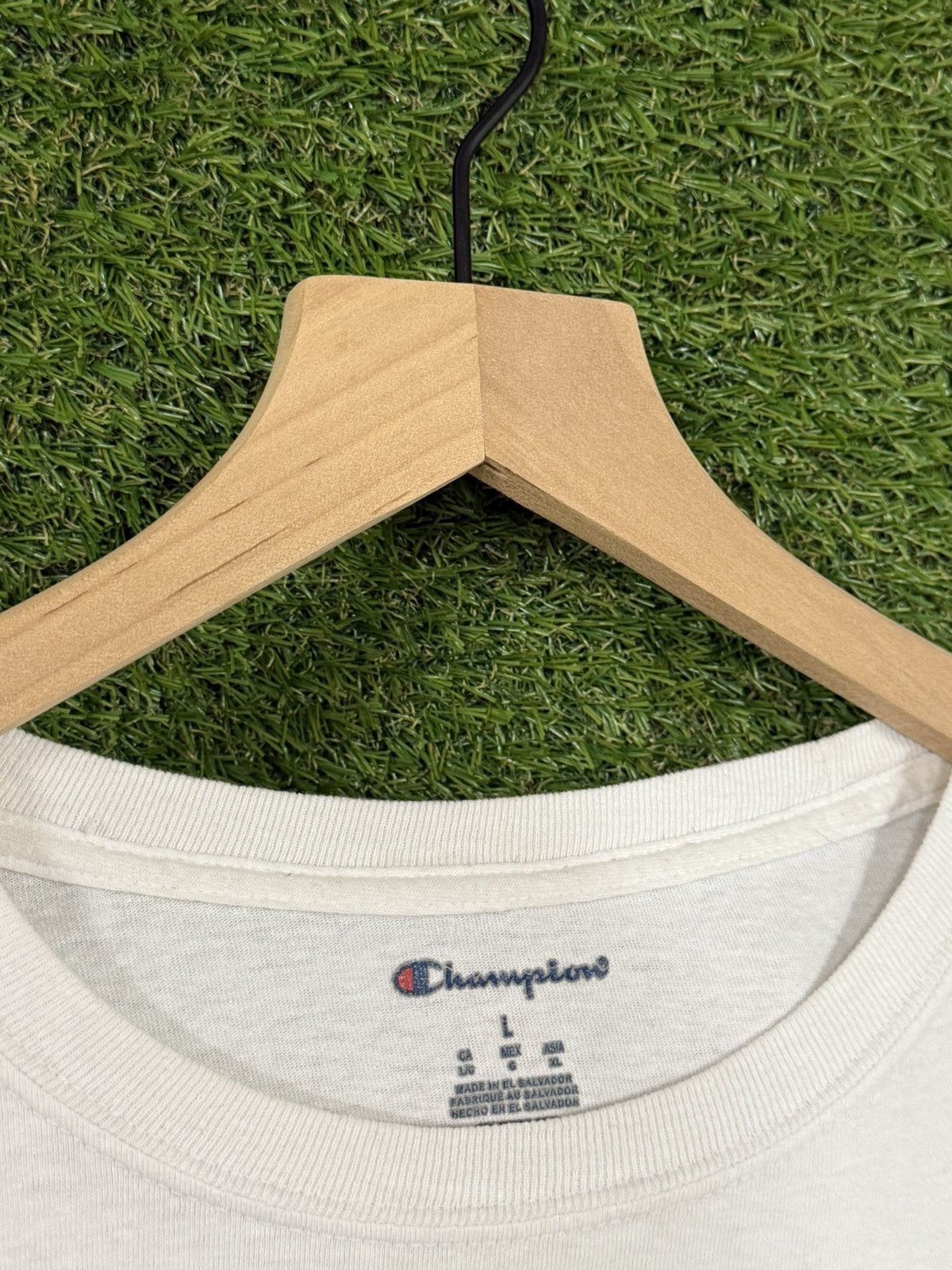 Champion Vintage Champion University of Tampa White Red Florida Tee Size US L / EU 52-54 / 3 - 4 Thumbnail