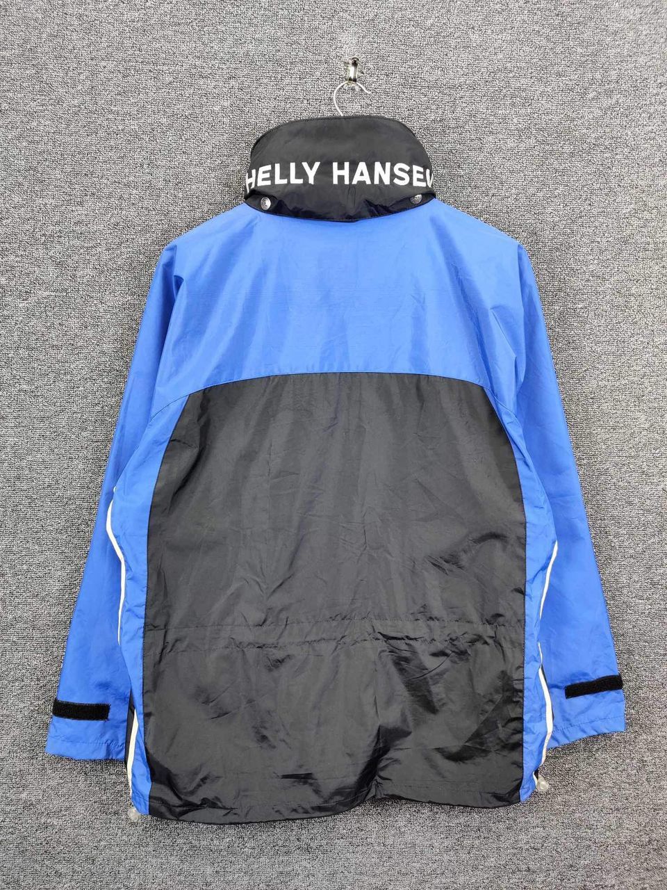 Helly Hansen Vintage Helly Hansen Waterproof Windbreaker Jacket Size US M / EU 48-50 / 2 - 6 Thumbnail