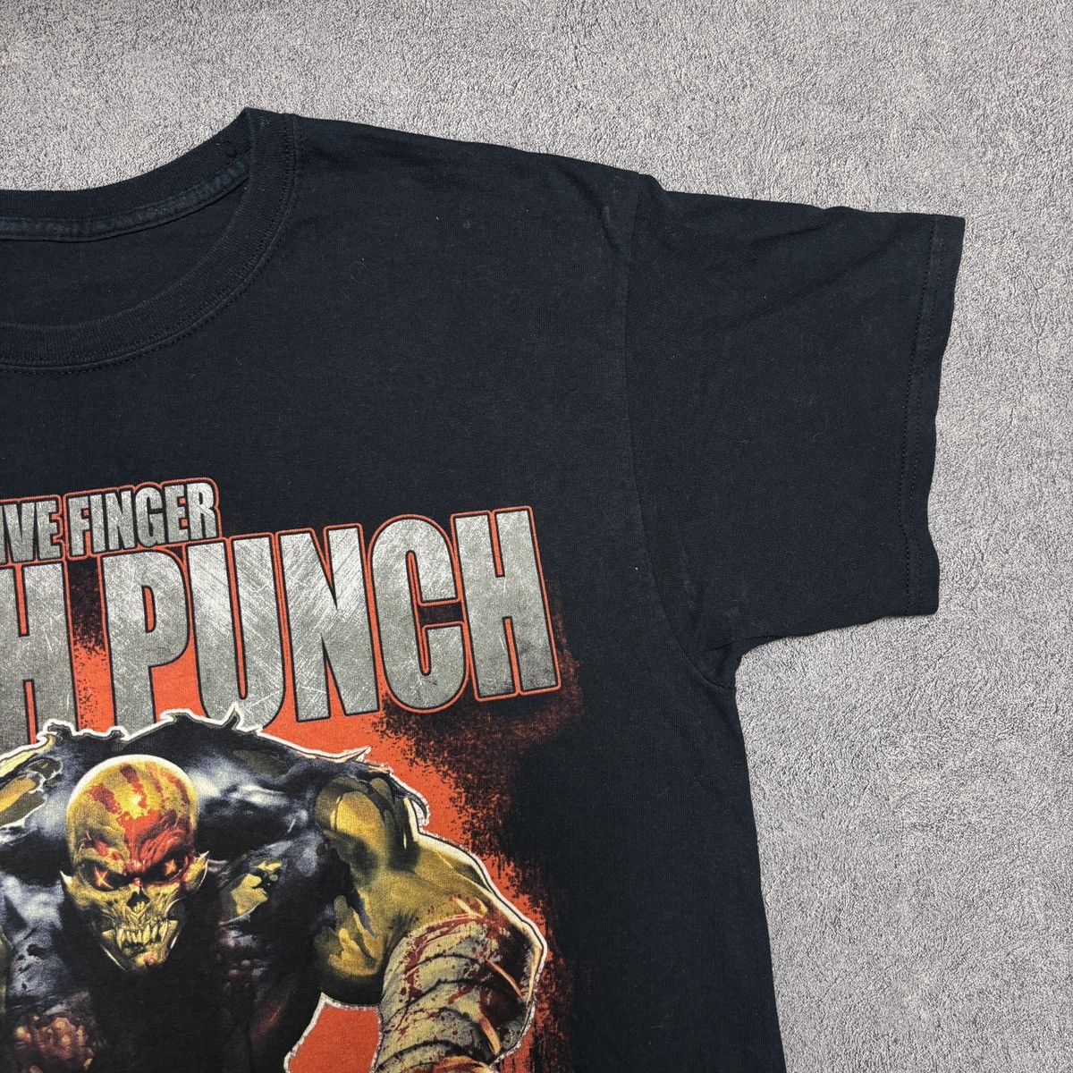 Band Tees × Vintage Five Finger Death Punch Shirt Vintage Band Tees Size US L / EU 52-54 / 3 - 9 Thumbnail