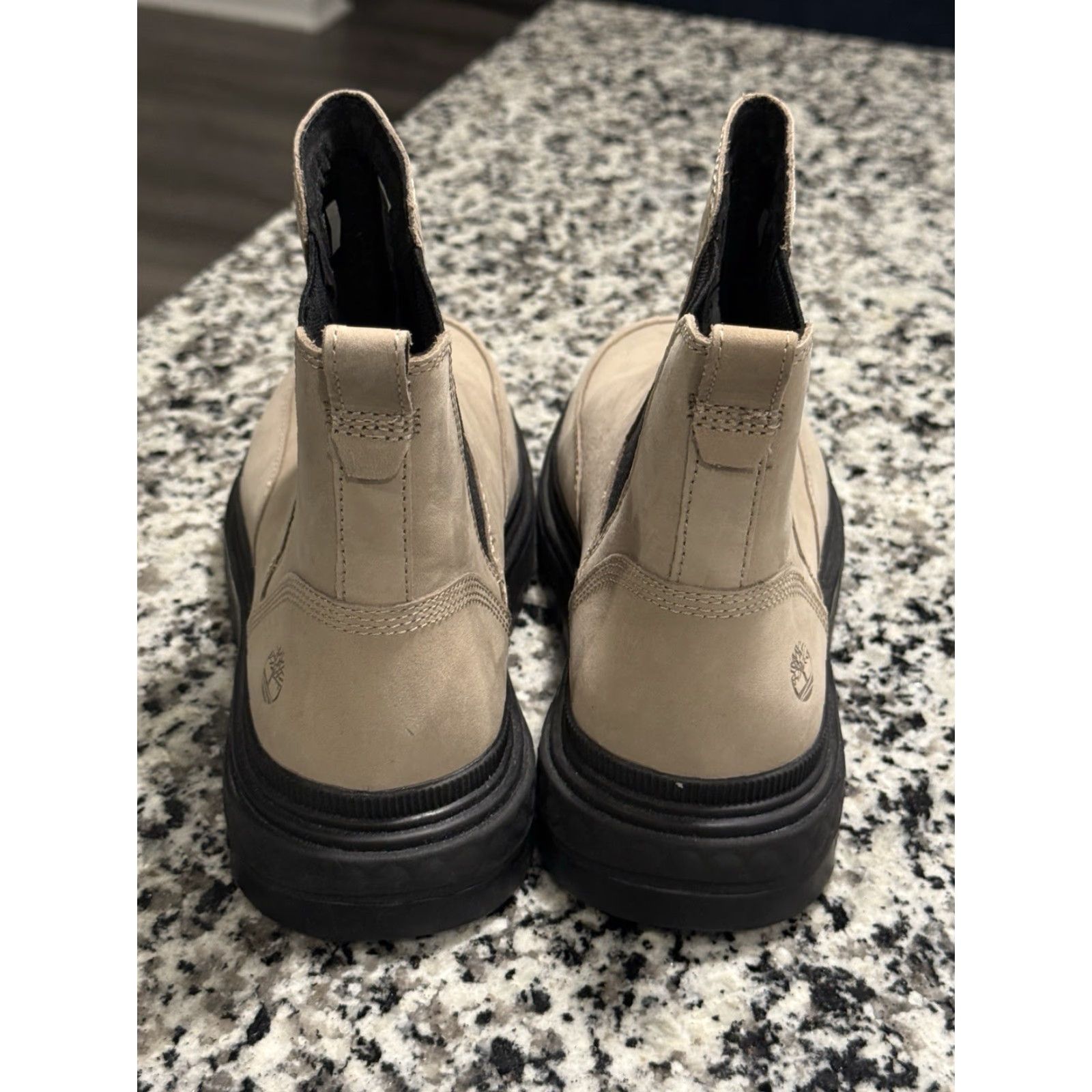 Timberland VINTAGE Timberland Women's Chelsea Boot Sz 6.5 Leather & Textile City Style Light Taupe Size US 6.5 / IT 36.5 - 4 Thumbnail