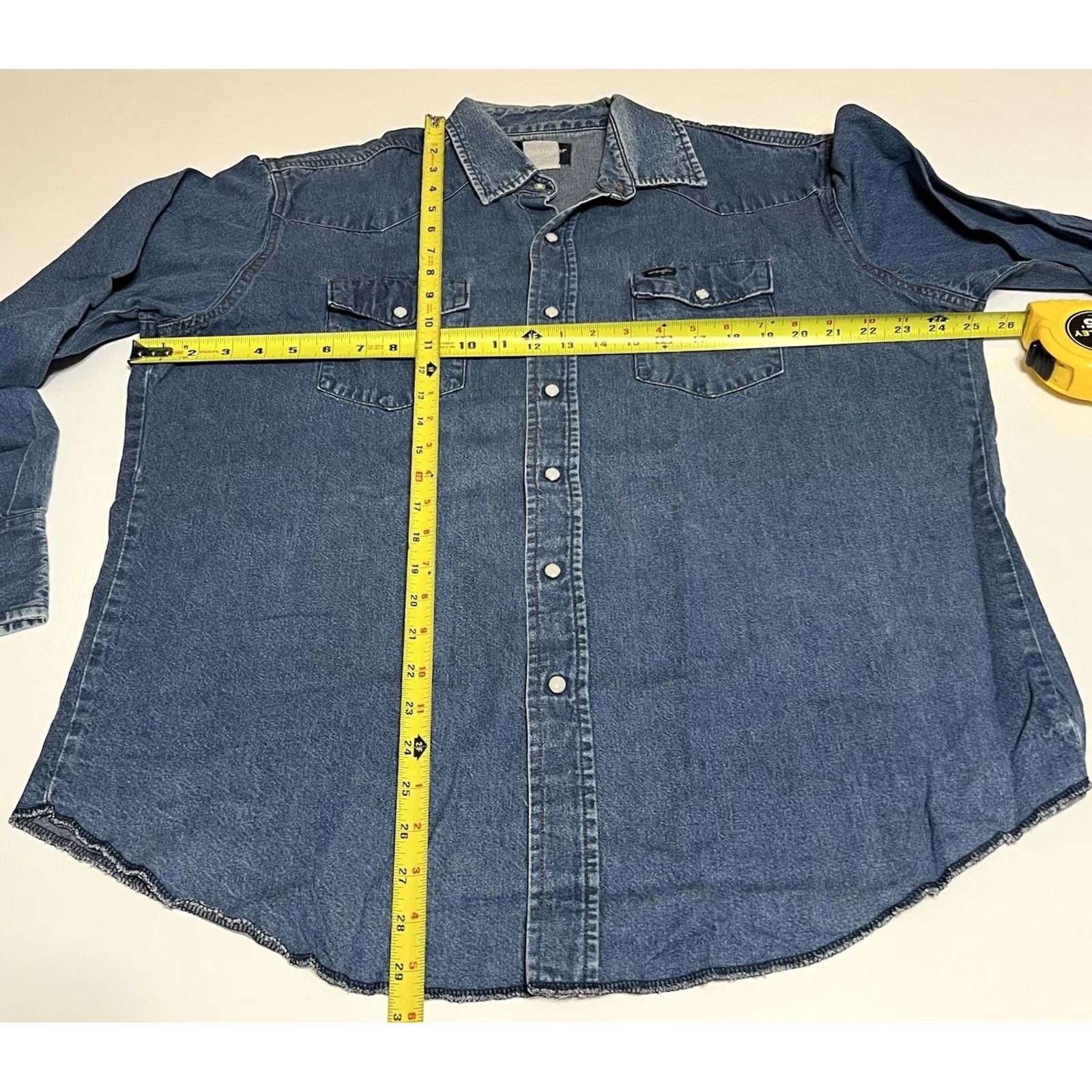 Wrangler VINTAGE Wrangler Denim Shirt Mens XL Blue Pearl Snap Rodeo Workwear Cowboy Size US XL / EU 56 / 4 - 4 Thumbnail