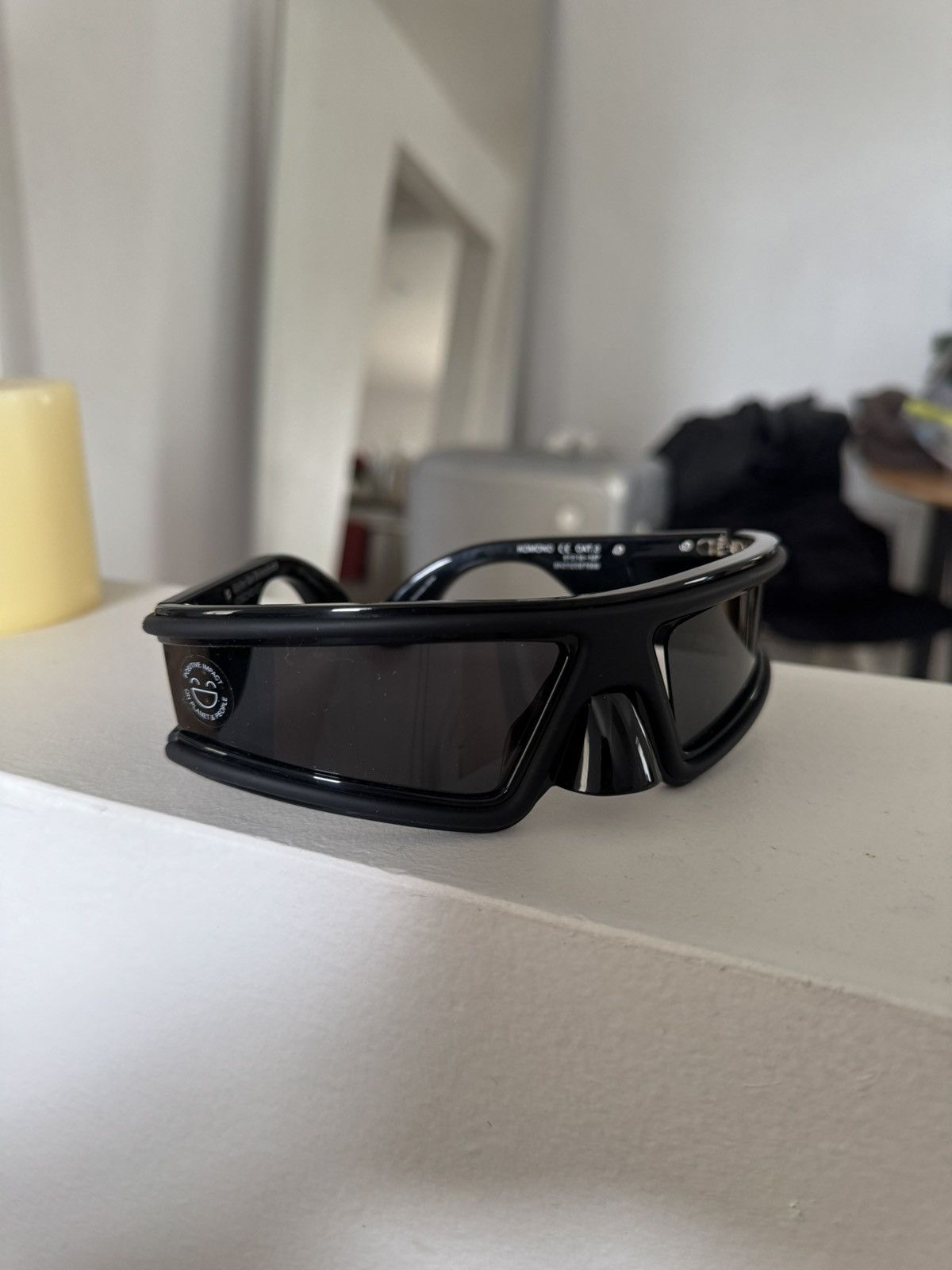 Walter Van Beirendonck Walter Van Beirendonck x Komono Alien Sunglasses w/ Strap Size ONE SIZE - 2 Thumbnail