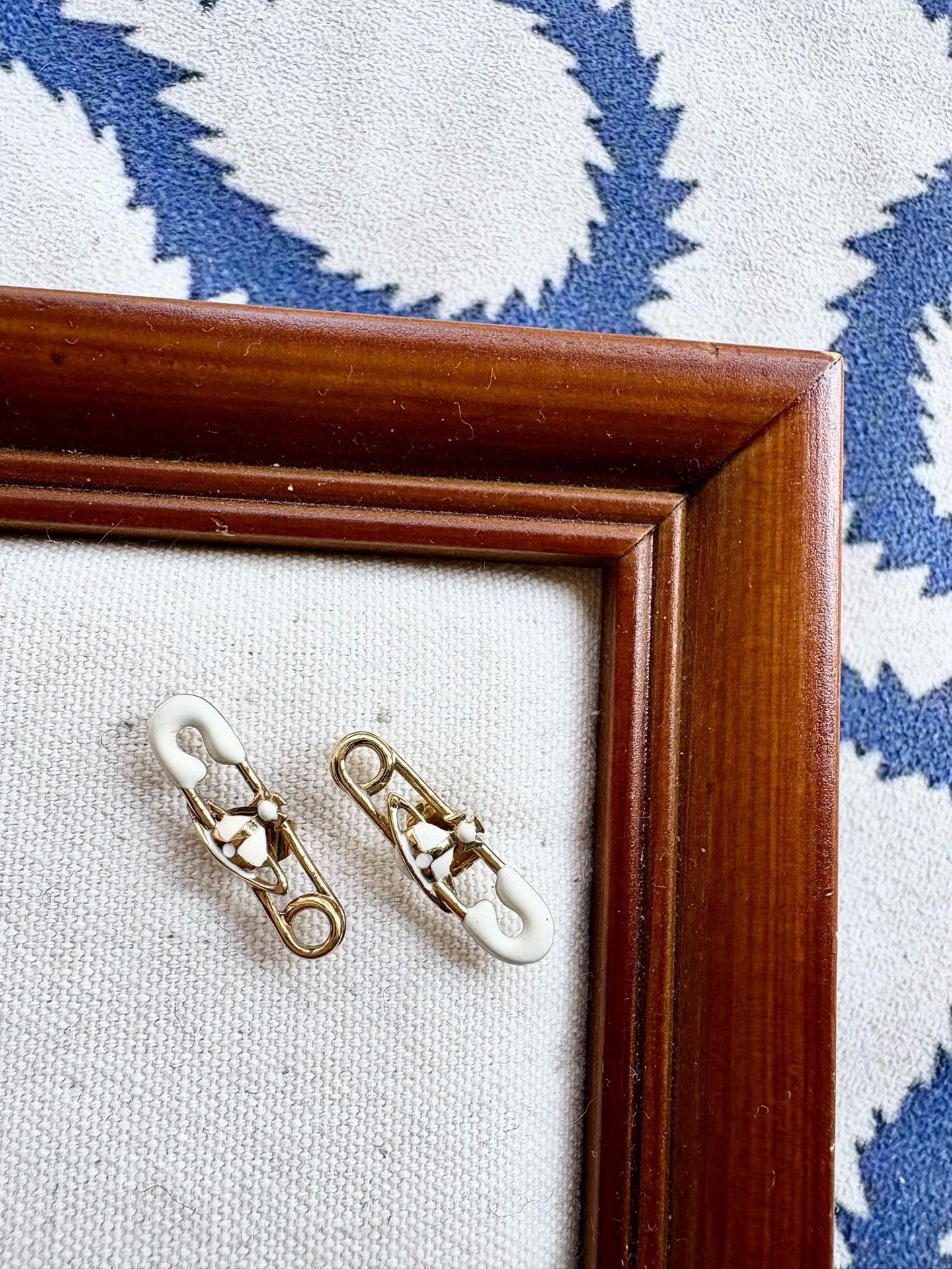 Vivienne Westwood Vivienne Westwood Vintage Saturn Earrings Size ONE SIZE - 1 Thumbnail