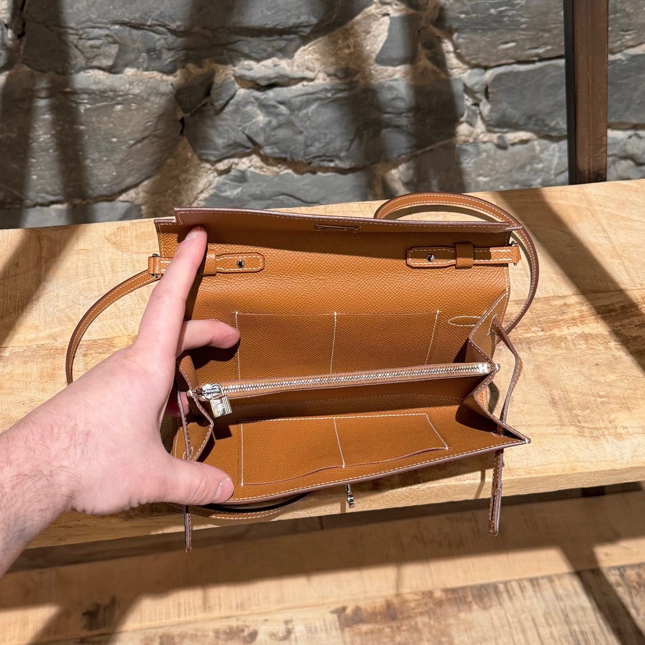 Hermes Hermès 2020 Gold Epsom Kelly Classique To Go Wallet on Strap Size ONE SIZE - 13 Thumbnail