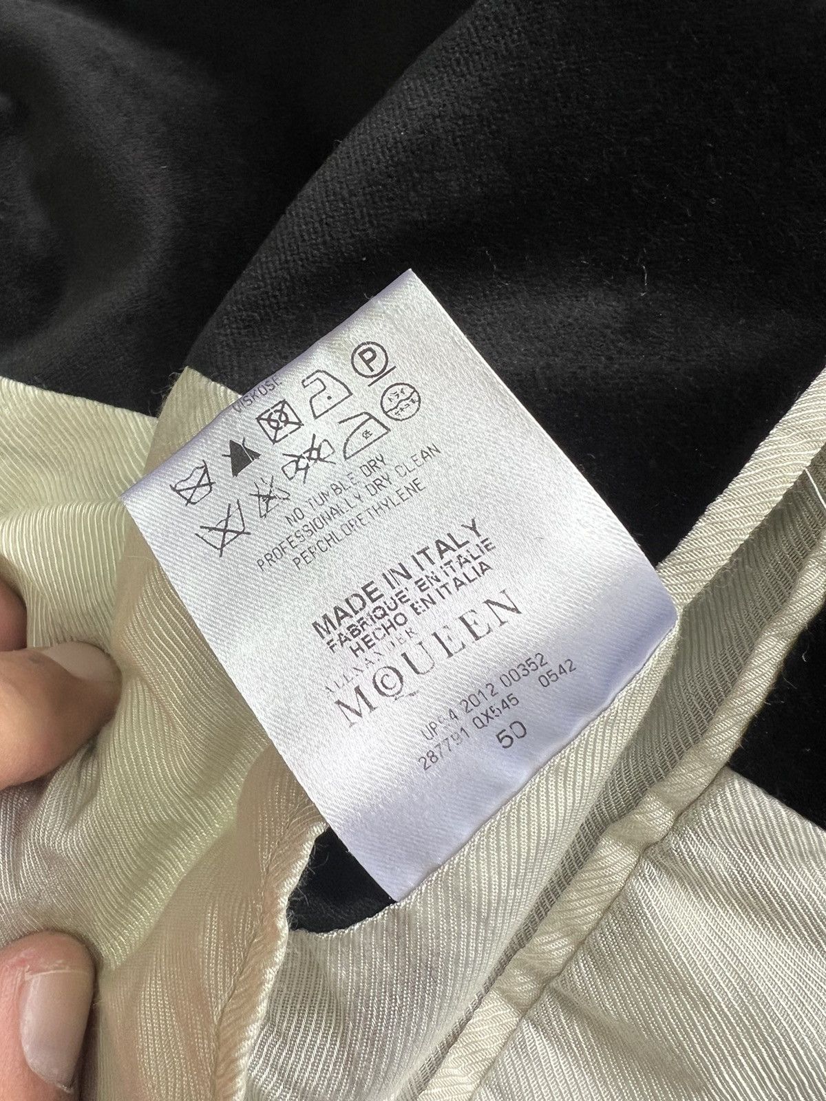 Alexander McQueen Alexander McQueen 2012 velvet tailored fit blazer jacket Size 50R - 8 Thumbnail