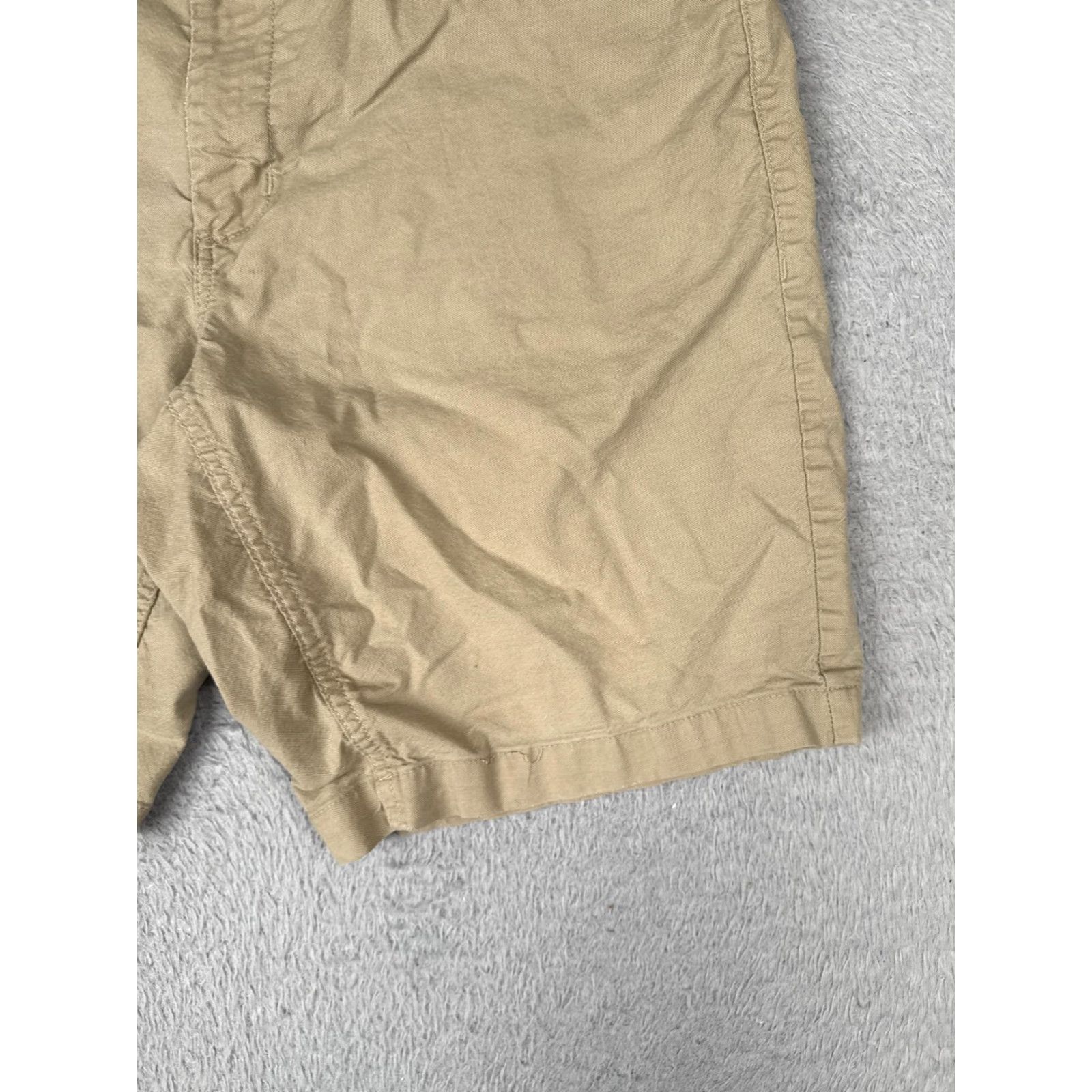 The North Face The North Face Shorts Mens 34 Khaki Beige Chino Flat Front Casual Zip Pockets Hem Tear Flaw Size US 34 / EU 50 - 2 Thumbnail