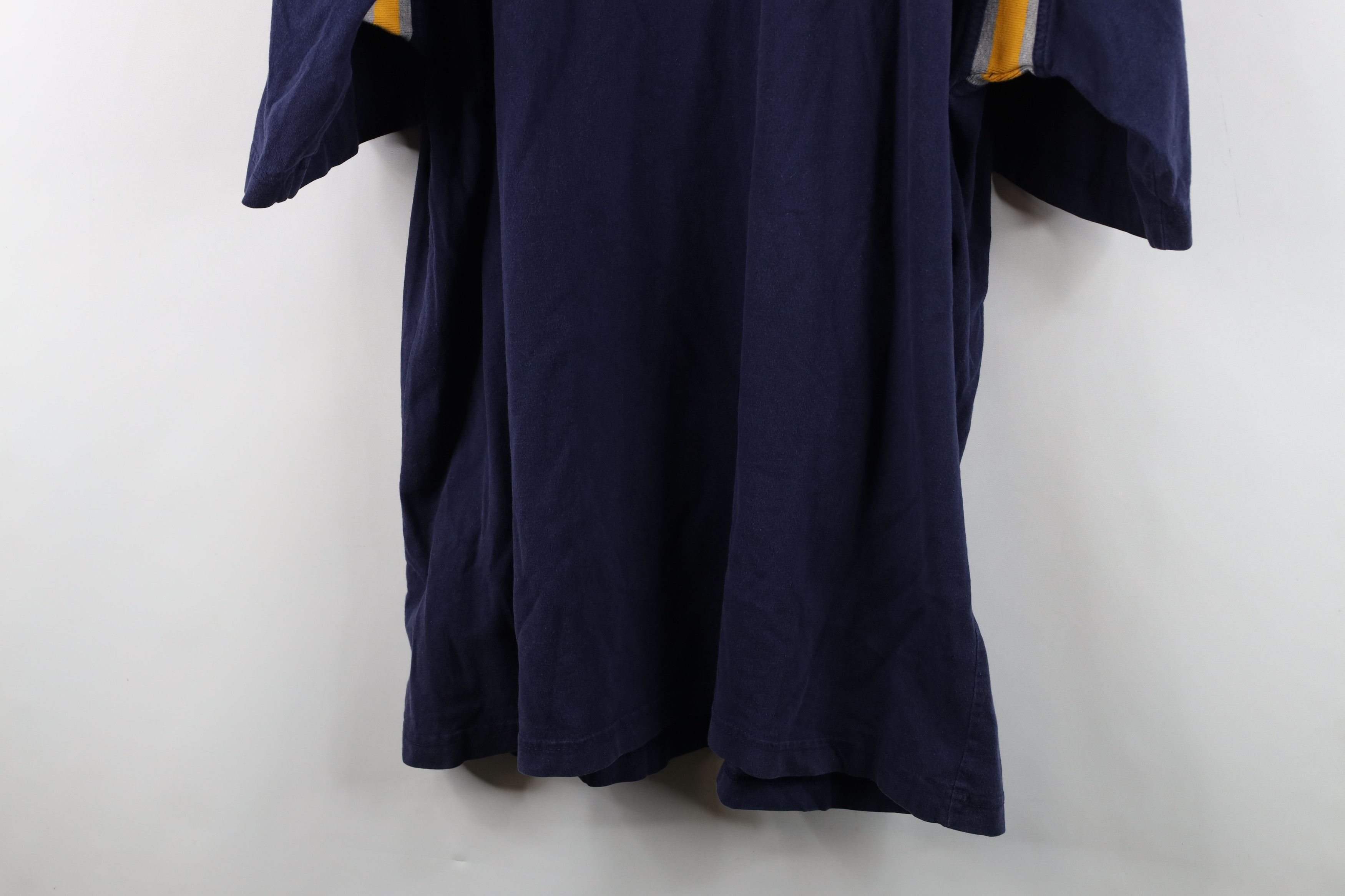 Vintage Vintage Heavy University of Michigan Football Jersey T-Shirt Size US XL / EU 56 / 4 - 12 Thumbnail