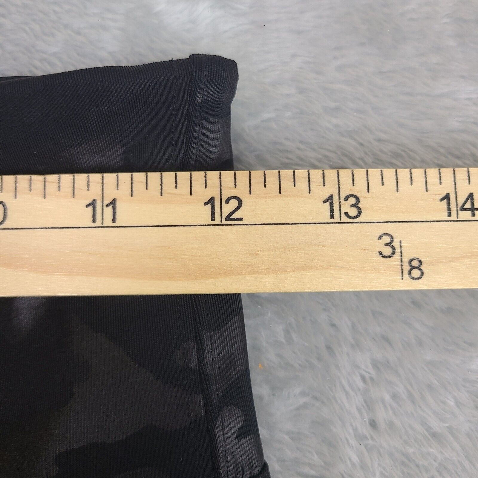 Spanx Spanx Black Faux Leather Black Camo Camouflage Leggings Size Size 33" - 5 Thumbnail
