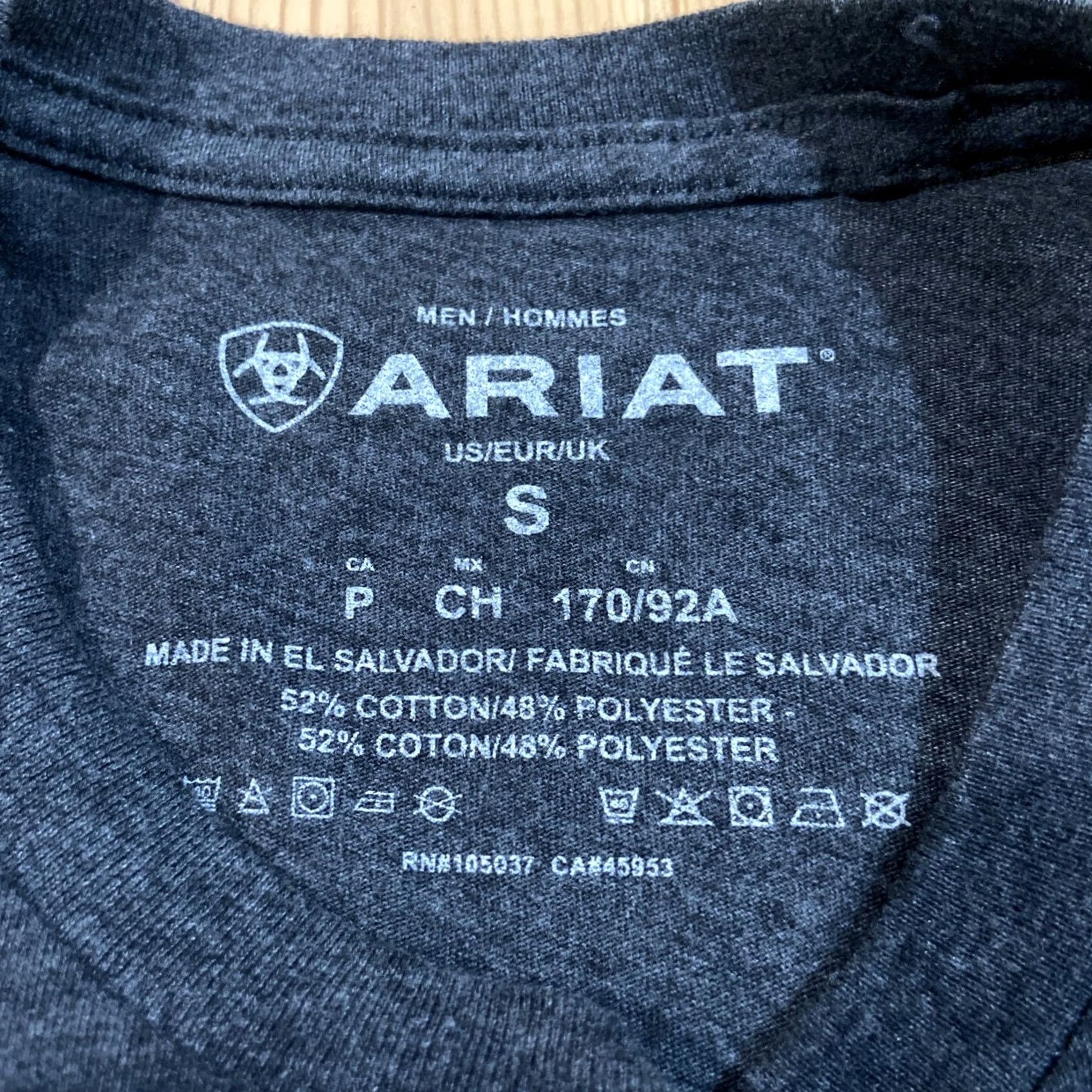 Ariat Ariat T-Shirt Cowboys Western Logo Solid Short Sleeve Crew Neck Gray Mens Small 2020s Size US S / EU 44-46 / 1 - 5 Thumbnail