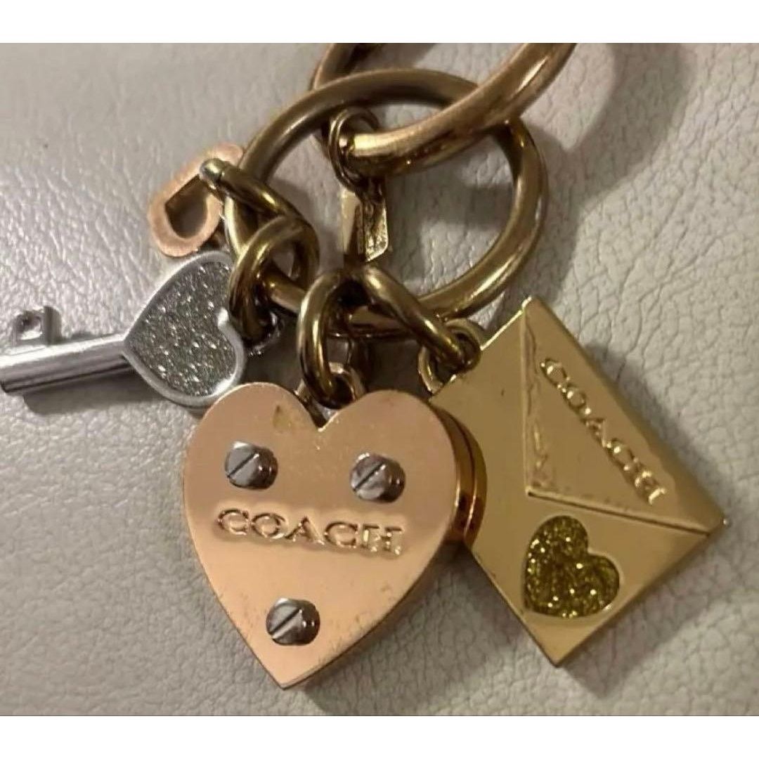 Coach Vintage coach gold heart charm Size ONE SIZE - 1 Thumbnail