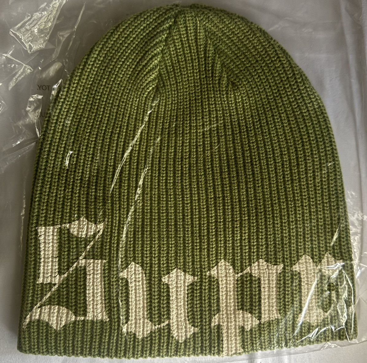 帽子 Supreme Old English Printed Beanie Green Supreme Old English Printed Beanie (SS25) - $40