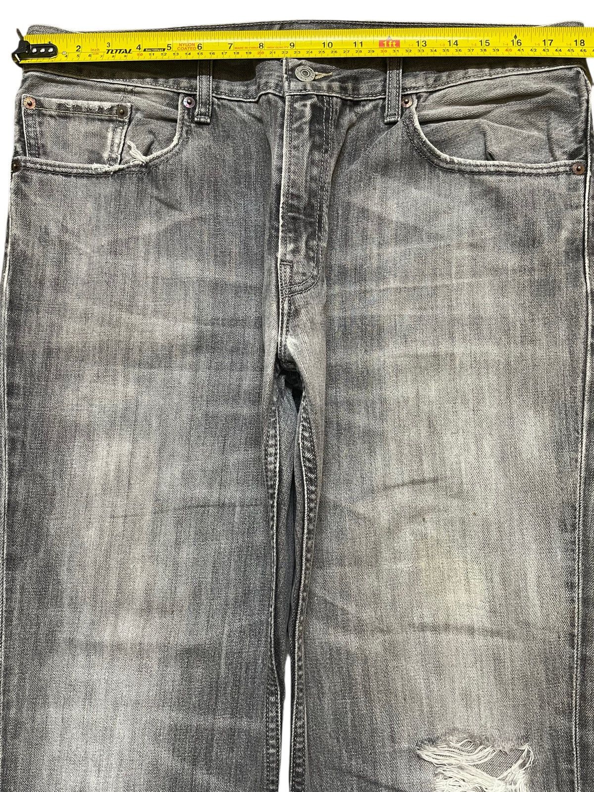 Levi's Vintage 90s Levis 502 Faded Wash Distress Style Loose Jeans Size US 36 / EU 52 - 12 Thumbnail