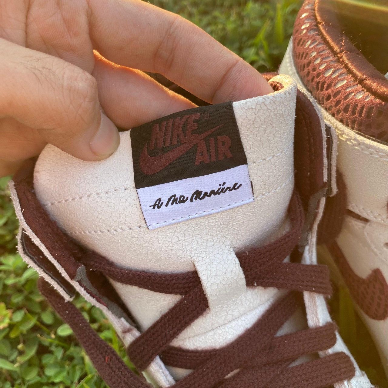 A Ma Maniere × Nike Air Jordan 1 Retro High OG A Ma Maniére “Burgundy Crush” Size US 9 / EU 42 - 4 Thumbnail