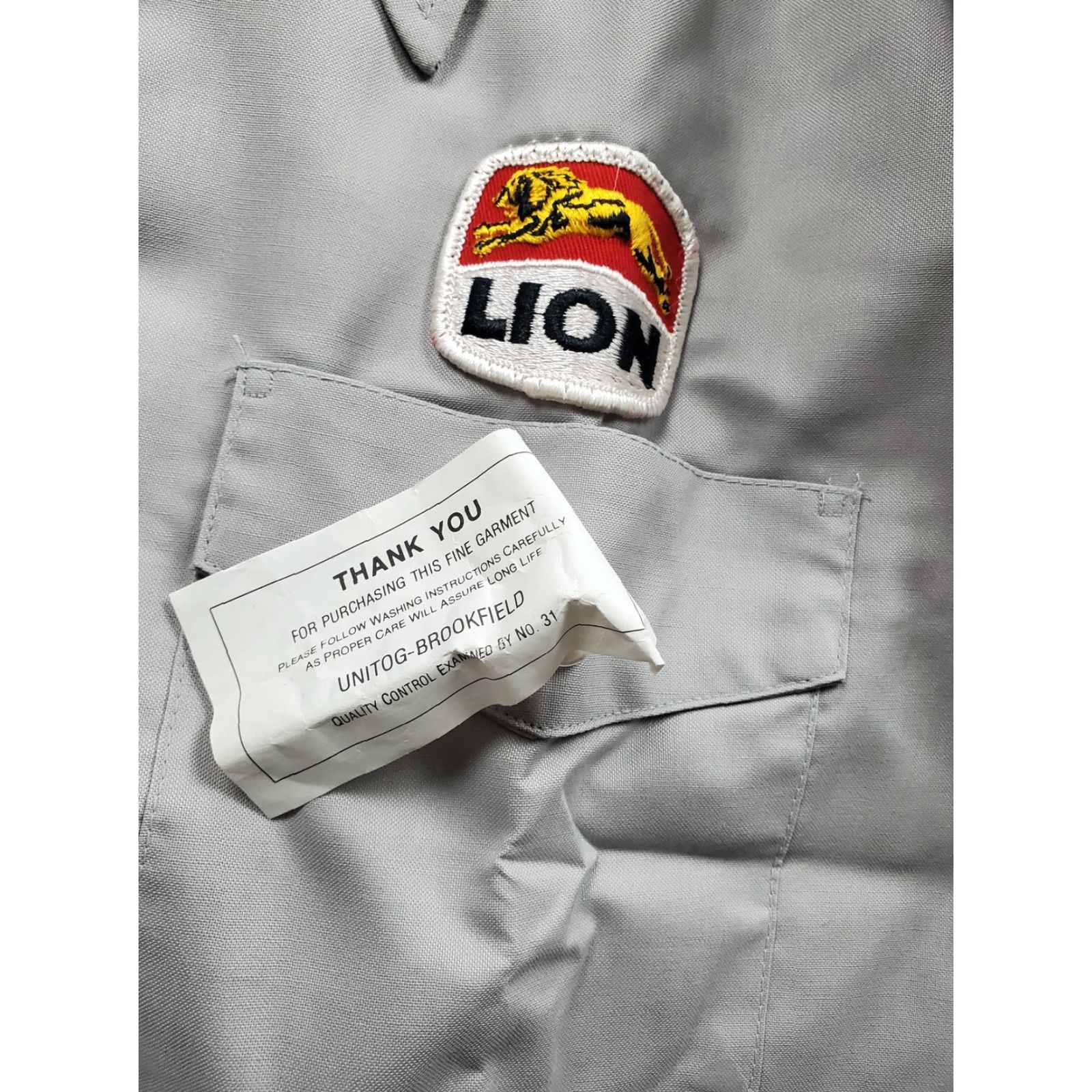 Vintage VINTAGE Unitog Work Shirt 16-16.5 33 Gray Lion Petroleum Point Collar NOS 70s Mens Size US XL / EU 56 / 4 - 7 Thumbnail