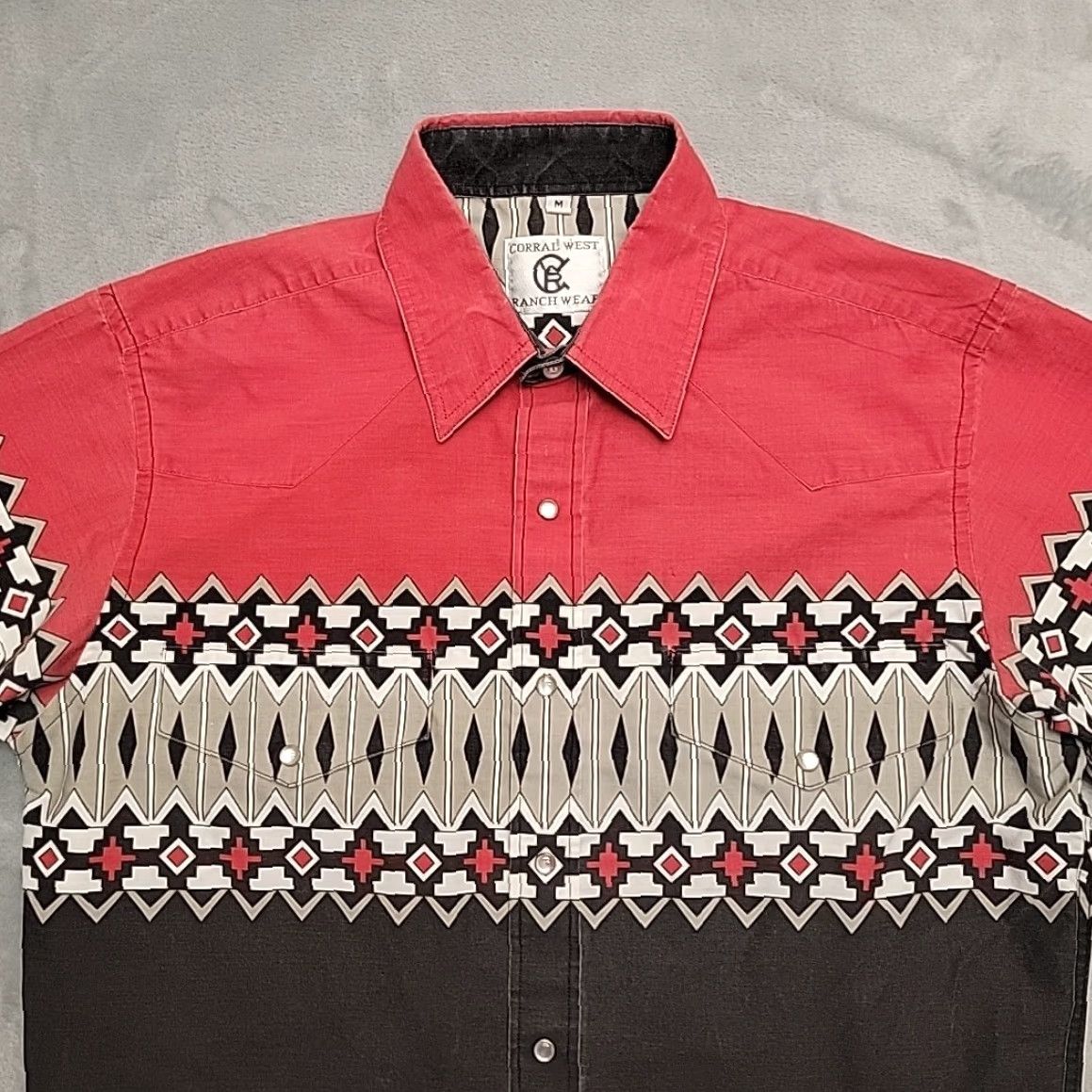 Vintage VINTAGE Corral West Shirt Men M Red Black Geometric Western Peaerl Snap Aztec Cowboy Size US M / EU 48-50 / 2 - 3 Thumbnail
