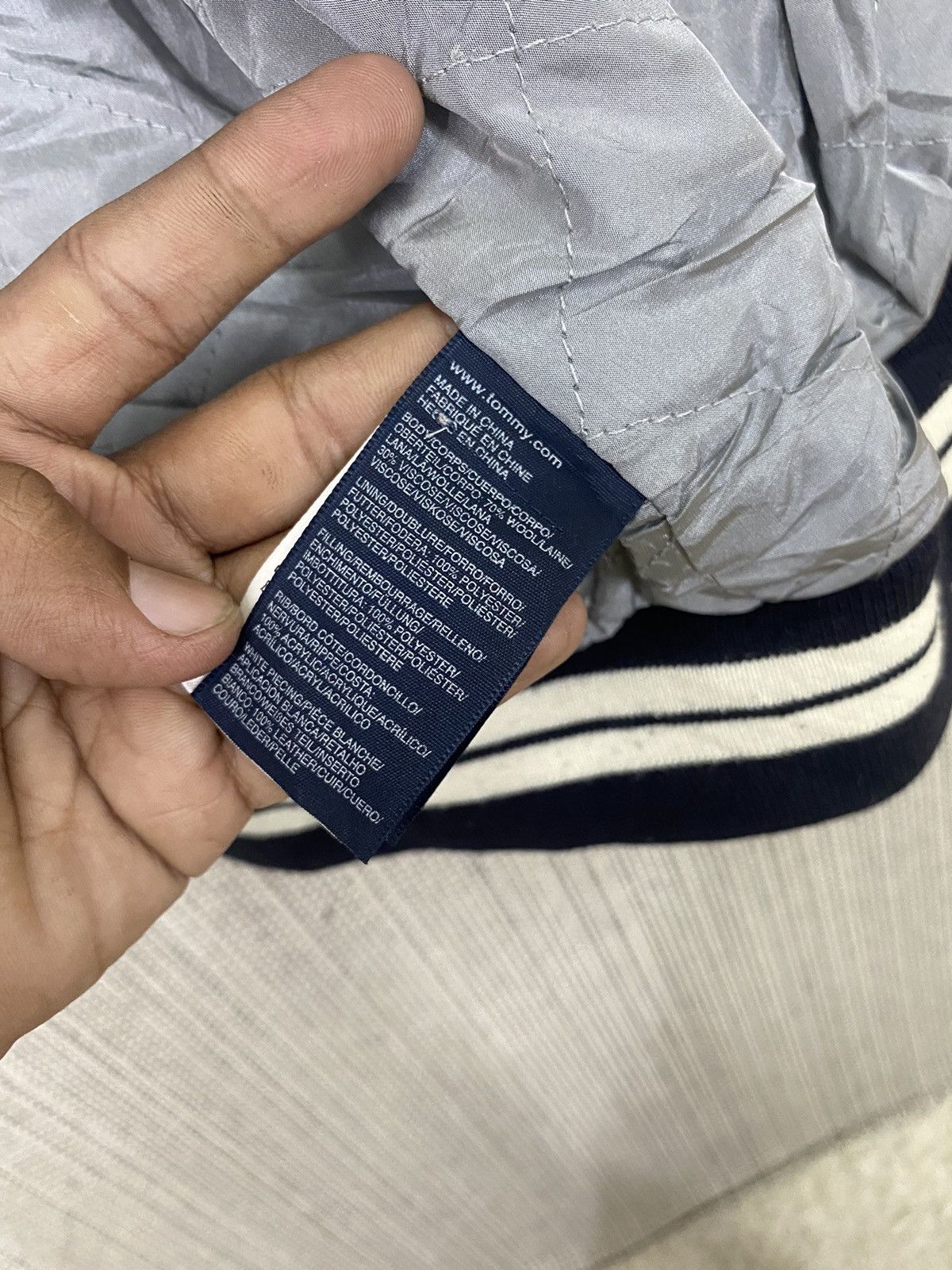 Tommy Hilfiger × Vintage Tommy hilfiger bomber jacket very rare Size US M / EU 48-50 / 2 - 9 Thumbnail