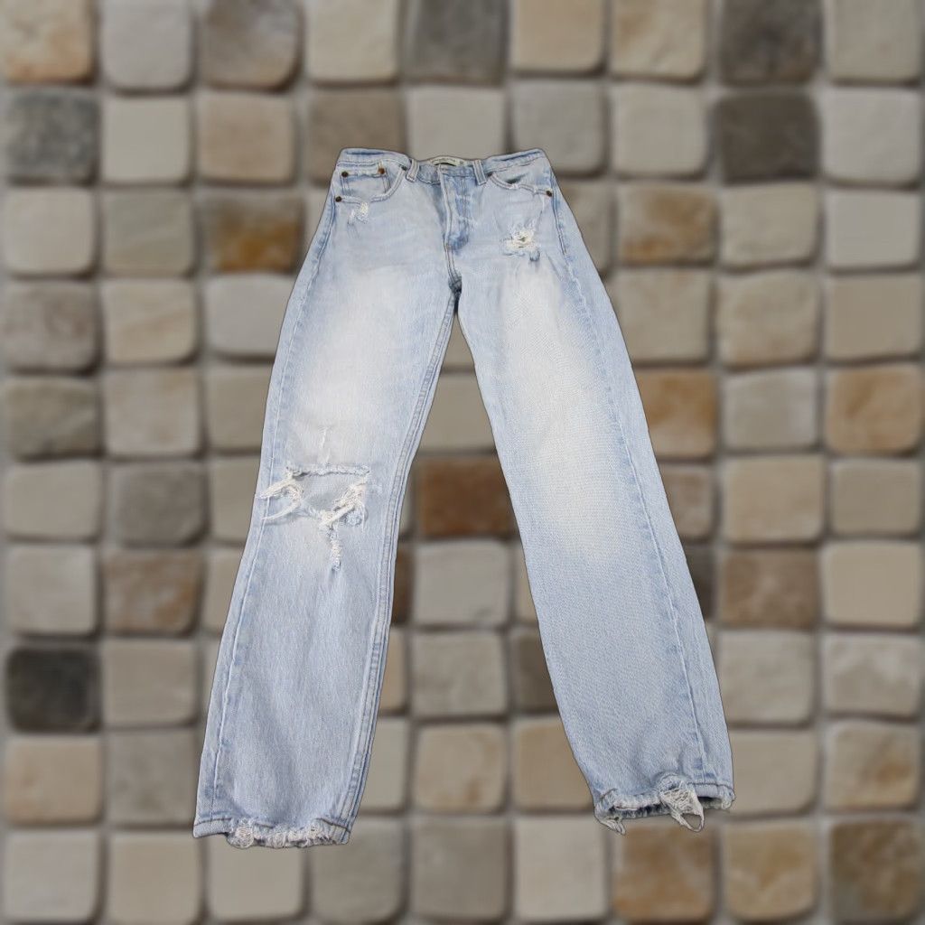 Abercrombie & Fitch VINTAGE Abercrombie & Fitch Jeans Womens 24 Mom Light Wash Denim Ripped Blue Streetwear Size 42" / US 20 - 1 Thumbnail