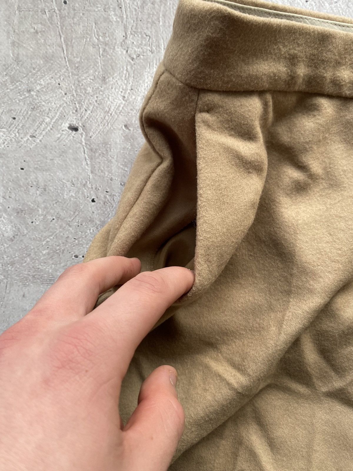 Max Mara Rare Max Mara Studio 100% Pure New Wool Cropped Sweatpants Size 36" / US 14 / IT 50 - 8 Thumbnail