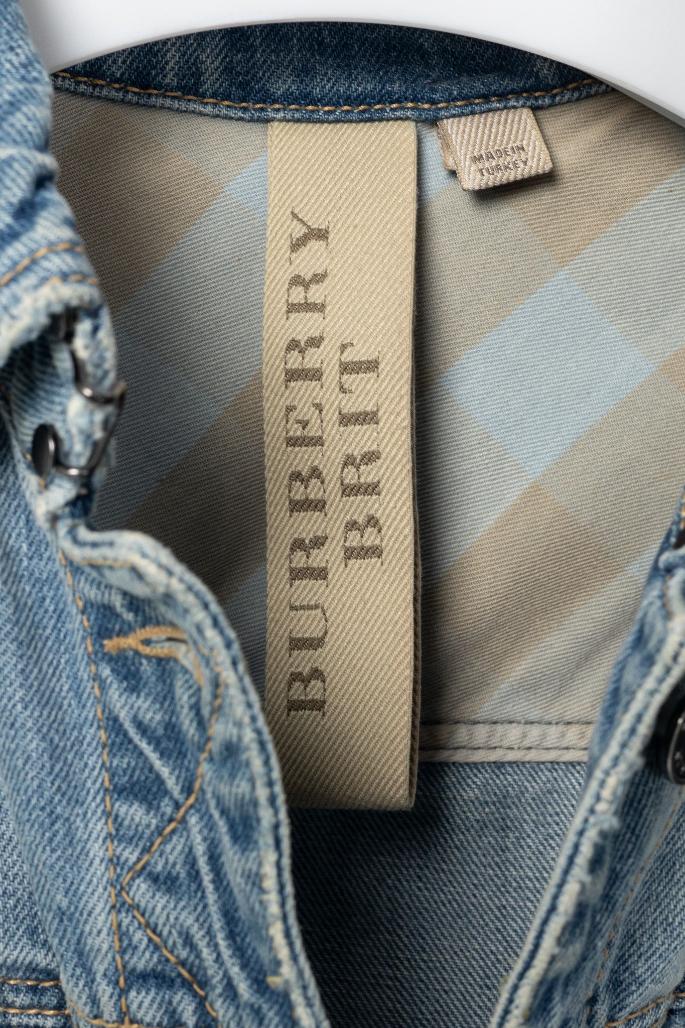 Burberry Burberry Brit Blue Faded Cotton Denim Jacket Size M / US 6-8 / IT 42-44 - 4 Thumbnail