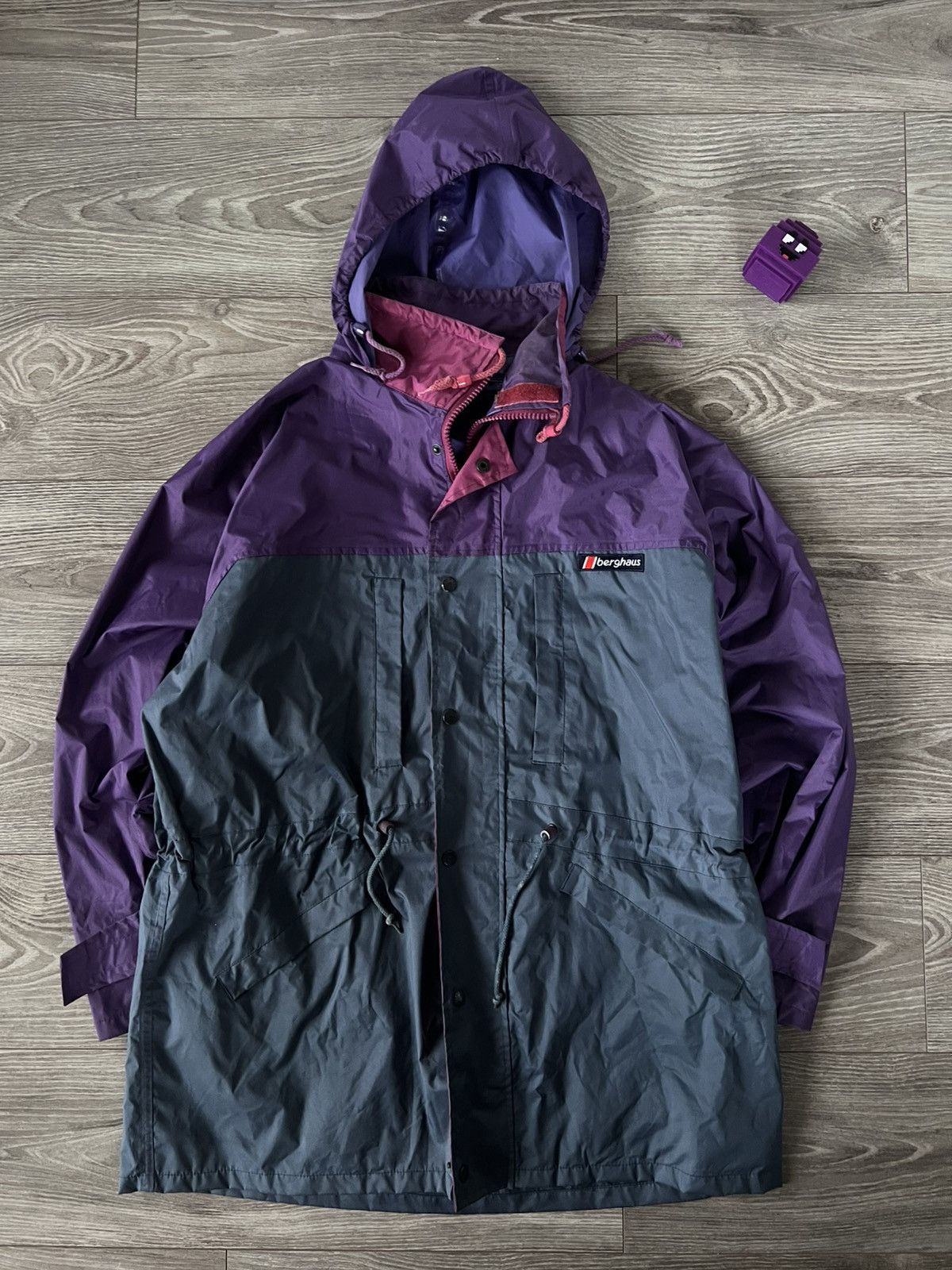 Berghaus Vintage Berghaus 00s Waterproof Regular Gorpcore Jacket Size US XL / EU 56 / 4 - 6 Thumbnail