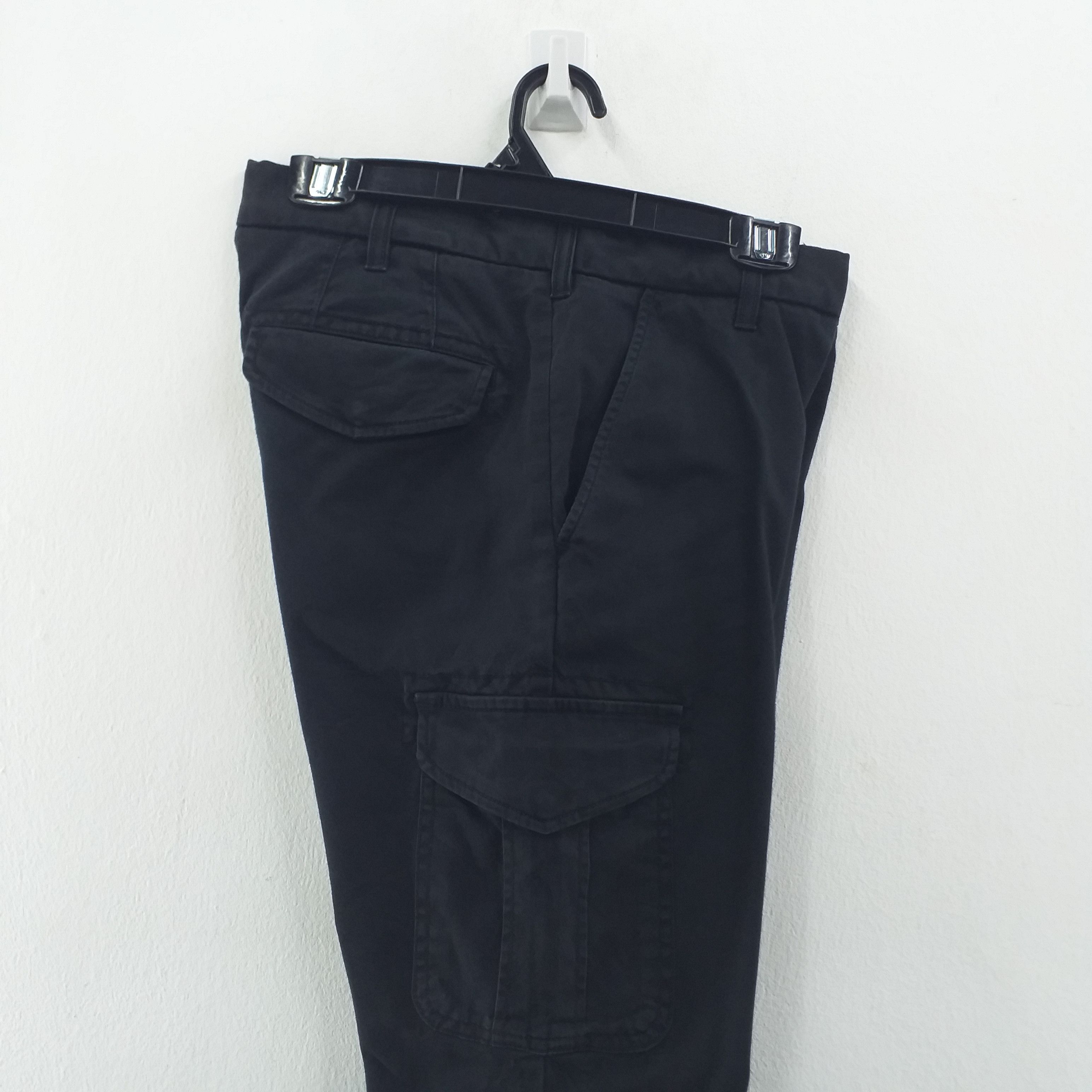 Japanese Brand Uniqlo Japanese Brand Cargo Pocket Pants 31 x 30.5 CP023 Size US 31 - 7 Thumbnail