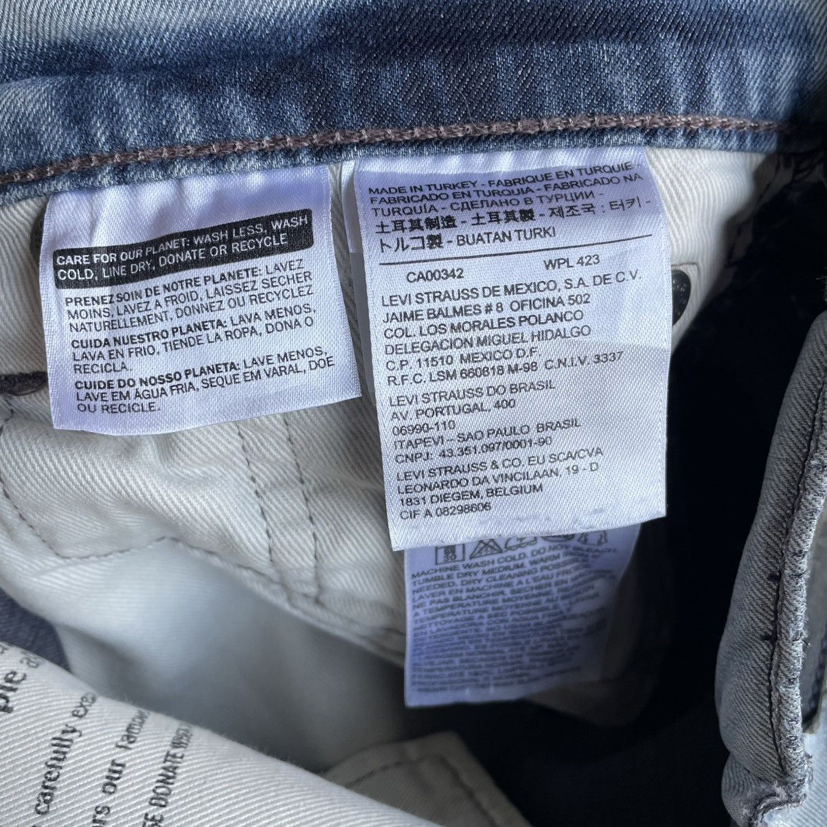 Levi's Vintage Clothing 🔥Vintage Levis 508 Blend Savage Ripped Distress Khakis Jeans Size US 31 - 18 Thumbnail