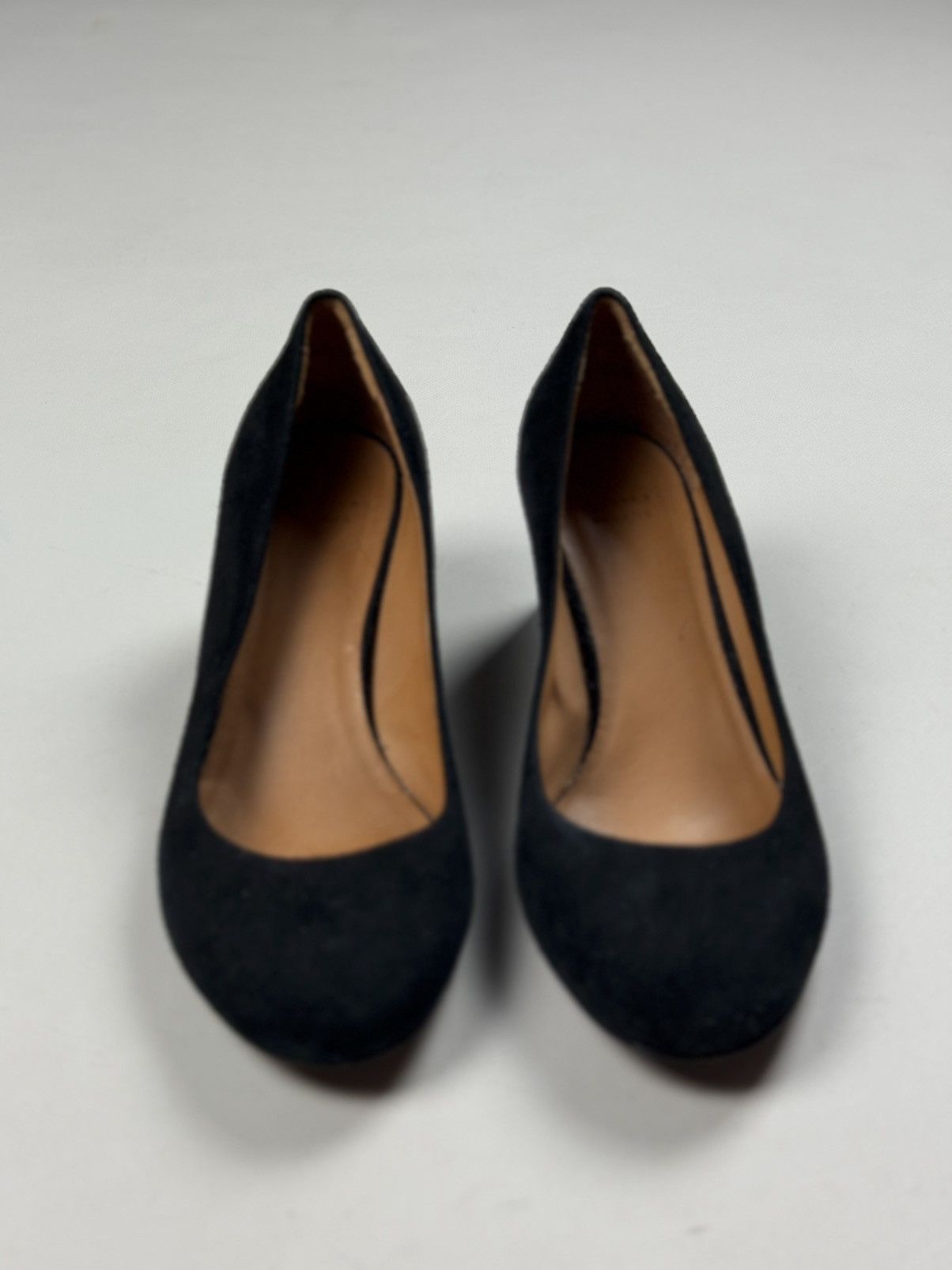 Sezane Les Souliers Sezane Ladies Suede Pump Block Heels Shoes Size US 7 / IT 37 - 11 Thumbnail
