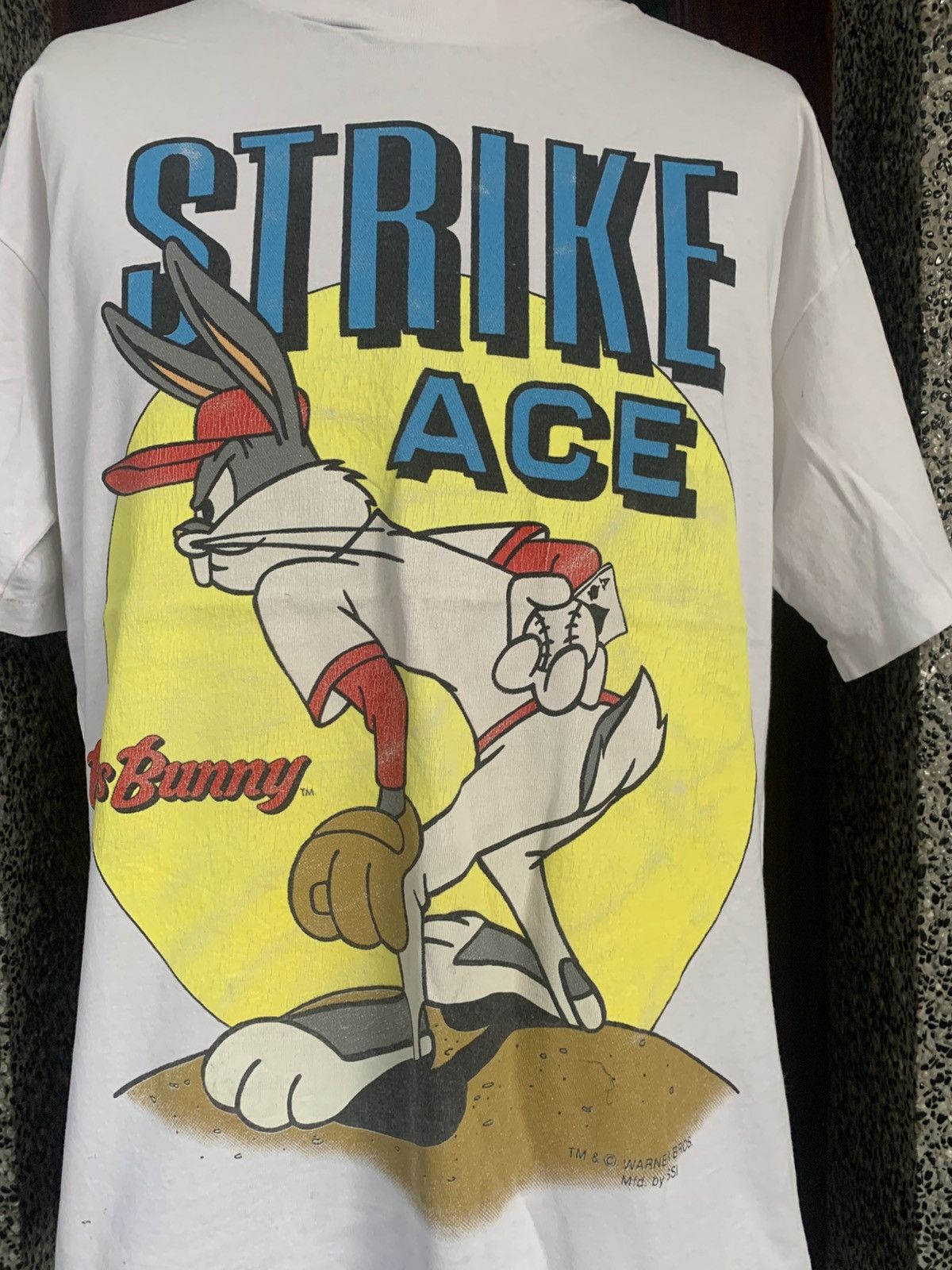 Vintage × Warner Bros Vintage 90s Bugs Bunny Warner Bros T shirt Size US L / EU 52-54 / 3 - 2 Thumbnail
