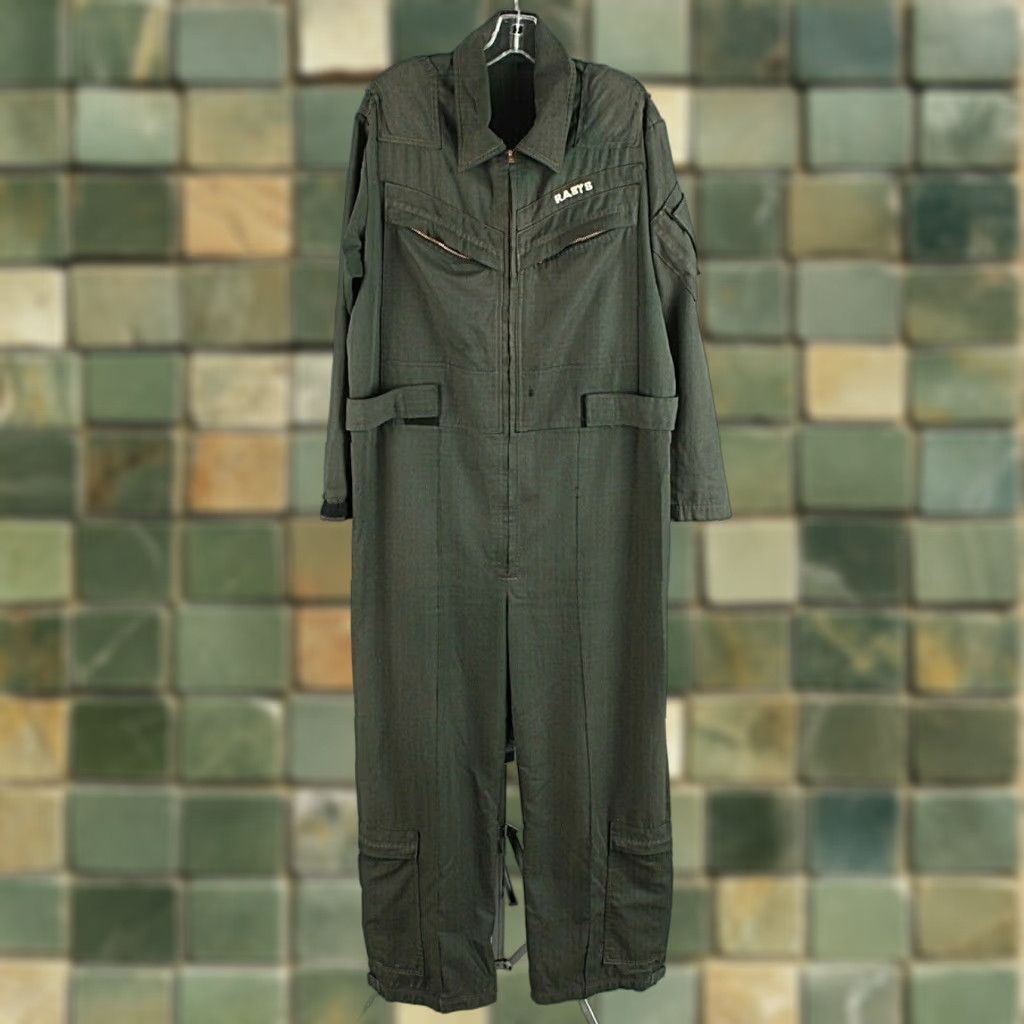 Vintage VINTAGE Men's 1970s McDonnell Douglas Uniform Catalog Coveralls Green Large 44-50 Chest 42 Waist 63 Shoulder to Hem Mens Size US 44 / EU 60 - 1 Thumbnail