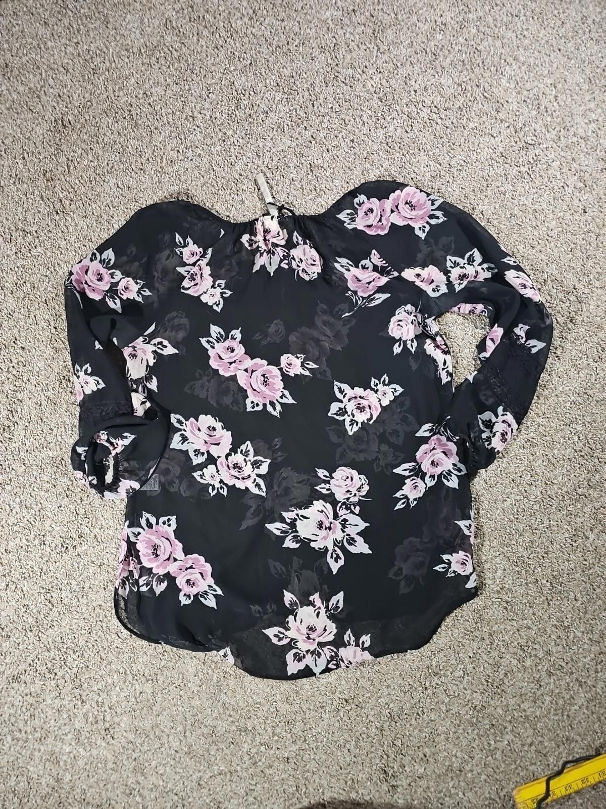 Designer LC Lauren Conrad Sheer Blouse Black Floral M Size M / US 6-8 / IT 42-44 - 7 Thumbnail