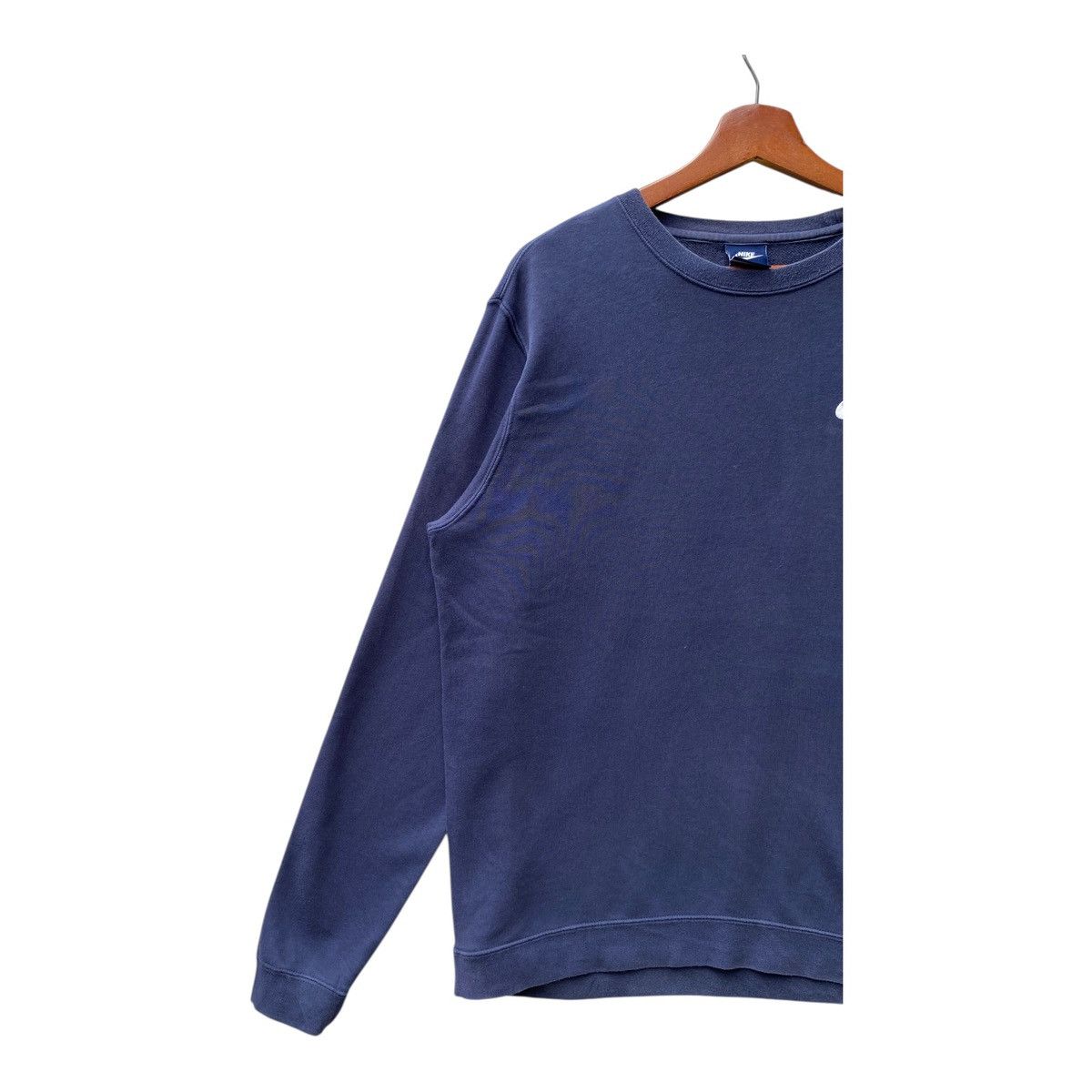 Nike Vintage Nike Sweatshirt Embroidery Logo Crewneck Size XL Size US XL / EU 56 / 4 - 2 Thumbnail