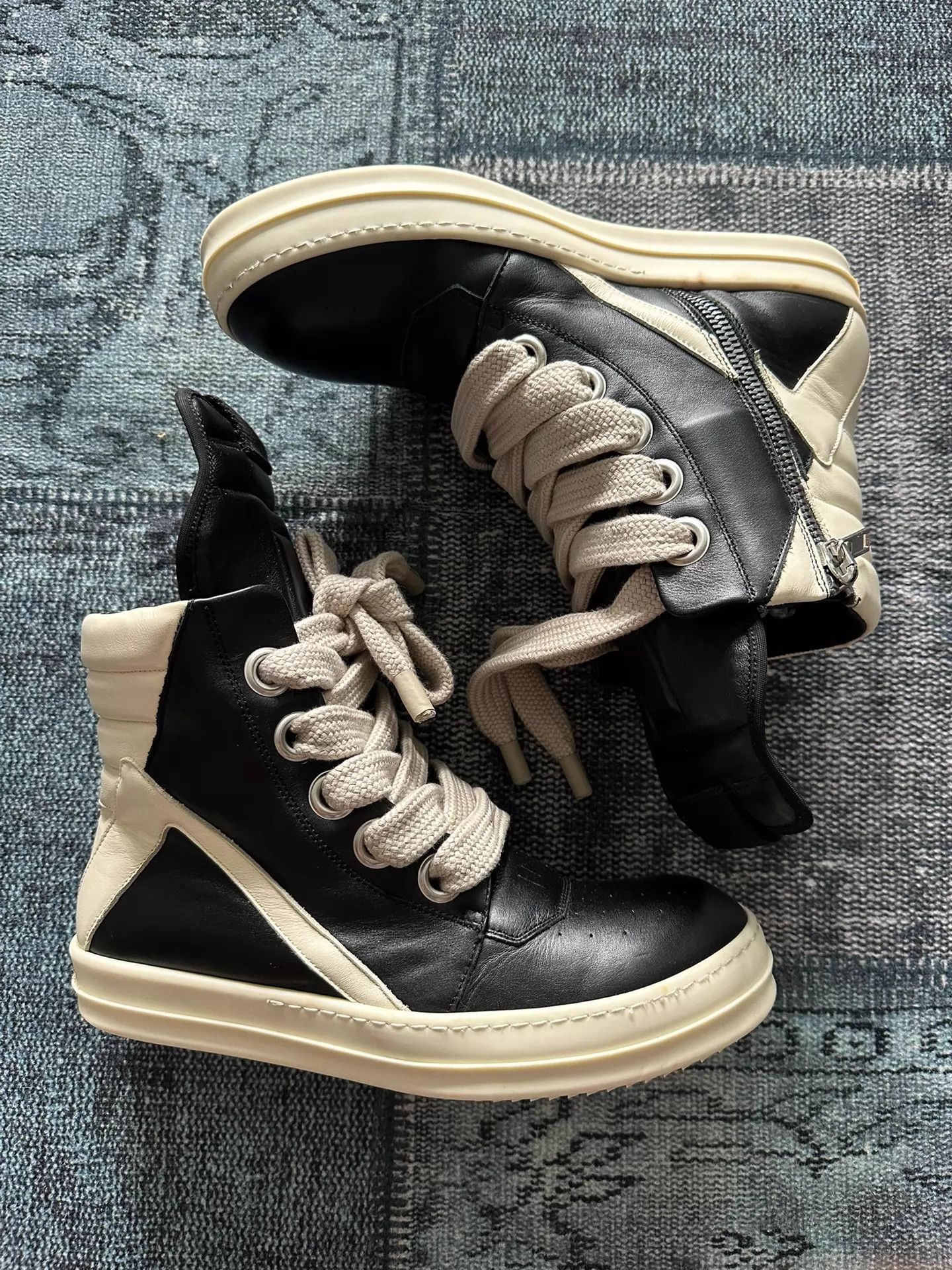 Rick Owens Rick Owens Mainline Thick Laces Triangular 42 Good Size US 9 / EU 42 - 1 Thumbnail