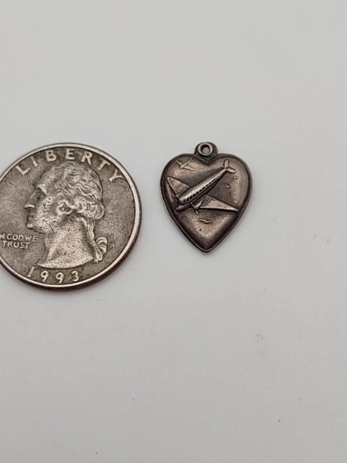The Unbranded Brand WWII Sterling Silver P-38 Lightning Airplane Heart Pendant Size ONE SIZE - 3 Thumbnail