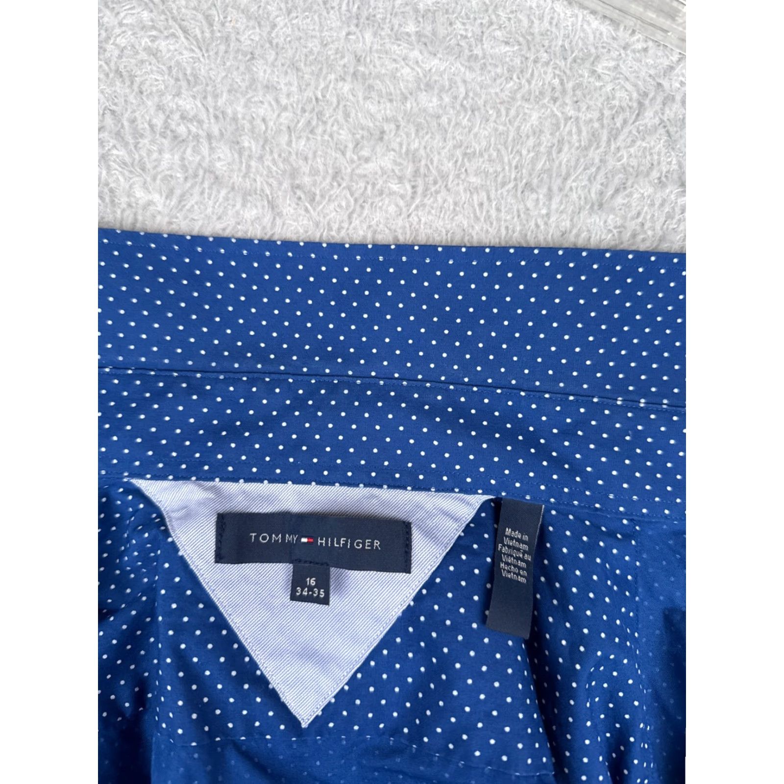 Tommy Hilfiger Tommy Hilfiger Shirt Men 16 Blue Polkadot Button Up Long Sleeve Pocket 34-35 Size US L / EU 52-54 / 3 - 3 Thumbnail