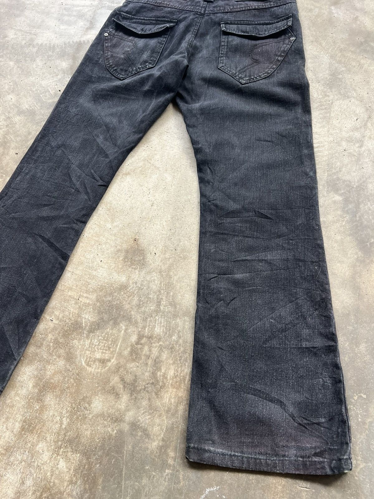 semanticdesign 2000’s Semantic Design Punk Skull Flared Jeans Wax Style Size US 31 - 19 Thumbnail