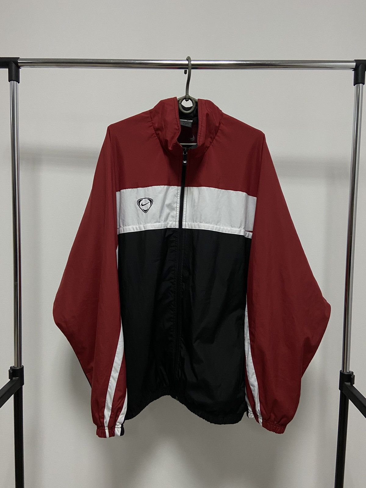 Nike × Vintage Nike Vintage Jacket Windbreaker Small Logo Y2K Nylon Size US XL / EU 56 / 4 - 1 Thumbnail
