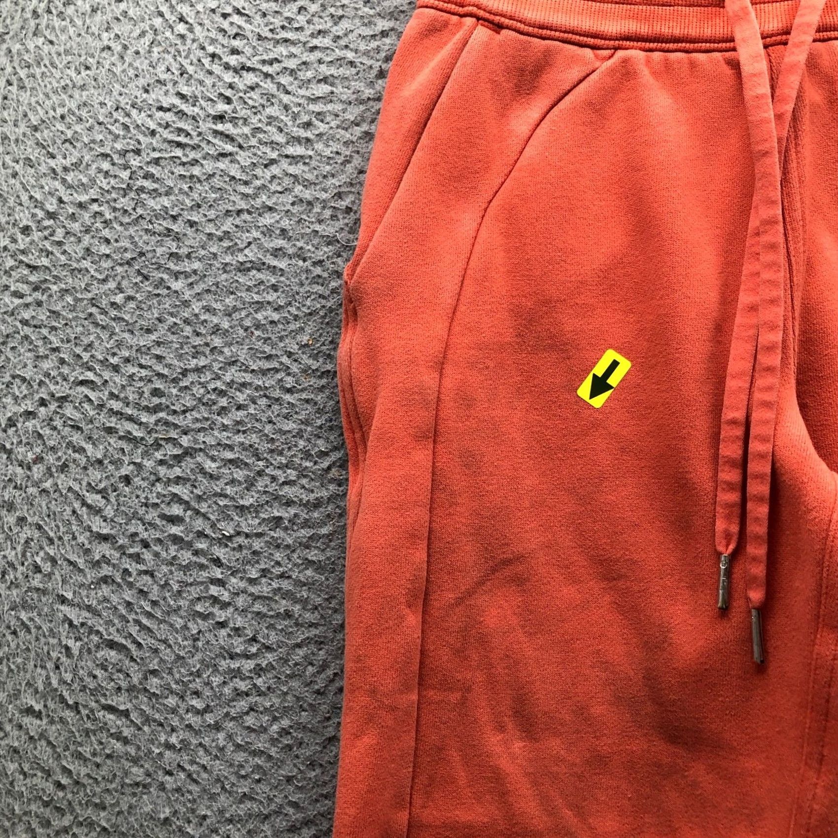 Lululemon VINTAGE? No. Size 28" / US 6 / IT 42 - 6 Thumbnail