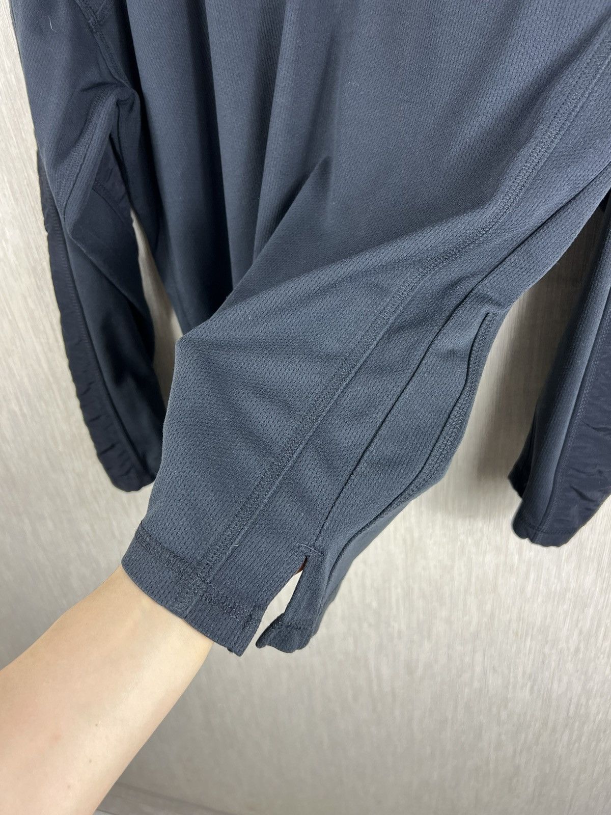 Oakley Vintage Oakley half zip fleece sweatshirt gorpcore technical Size US L / EU 52-54 / 3 - 15 Thumbnail