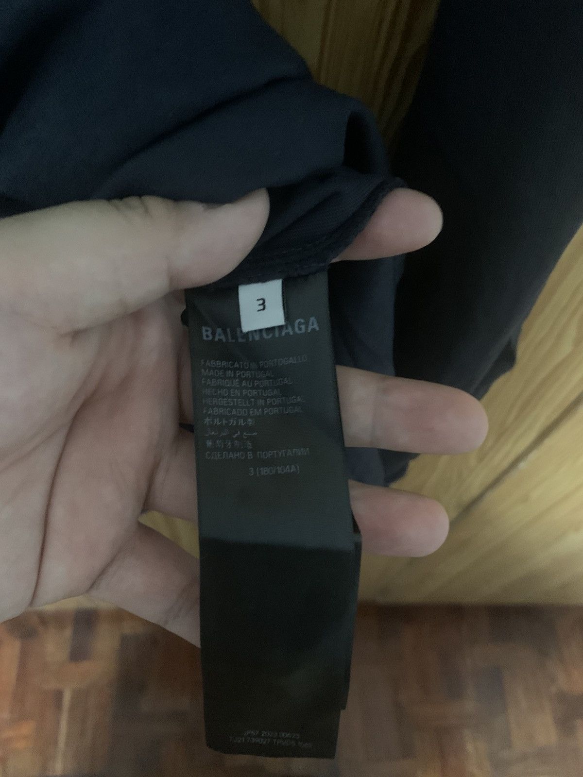 Balenciaga Balenciaga be kind berlin ls tshirt Size US L / EU 52-54 / 3 - 5 Thumbnail