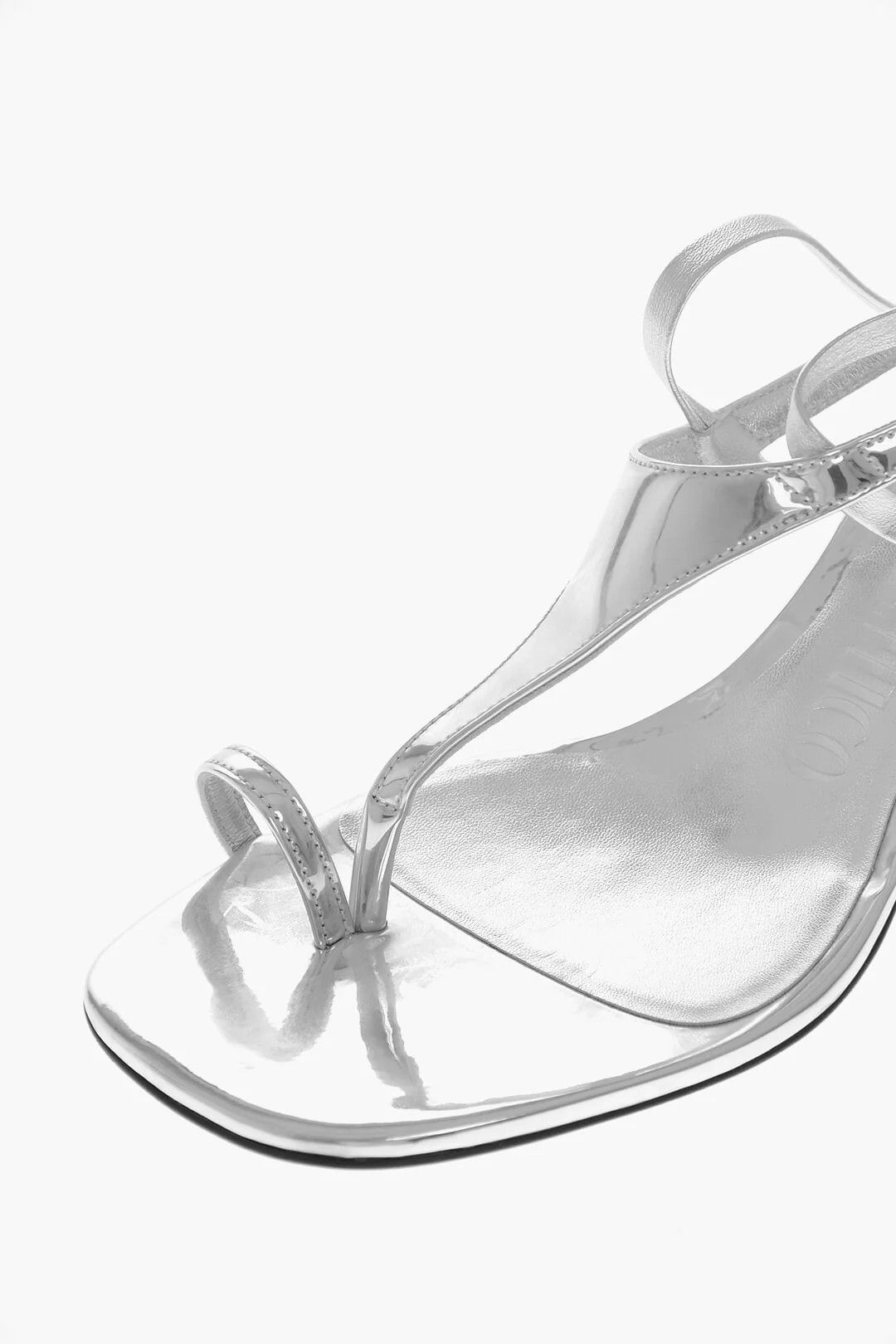 The Attico og1mm0426 Lamé Leather Thong Sandals in Silver Size US 6 / IT 36 - 4 Thumbnail