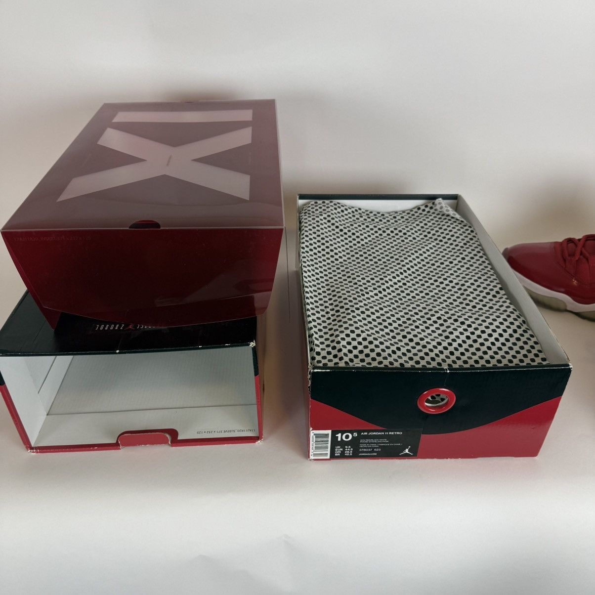 Jordan Brand × Nike Size 10.5-Jordan 11 Win Like ‘96 LIGHTLY WORN red white Size US 10.5 / EU 43-44 - 17 Thumbnail
