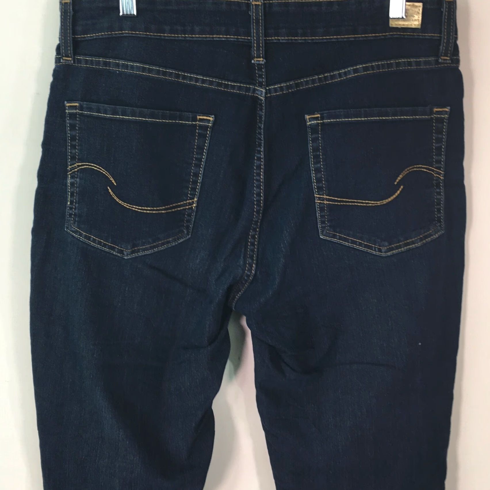 Levi's Levi's Signature Jeans Denim Skinny Blue 34x30 Womens 14 M Shaping Regular Rise 5-Pocket Belt Loops 81% Cotton 17% Polyester 2% Elastane Size 36" / US 14 / IT 50 - 4 Thumbnail