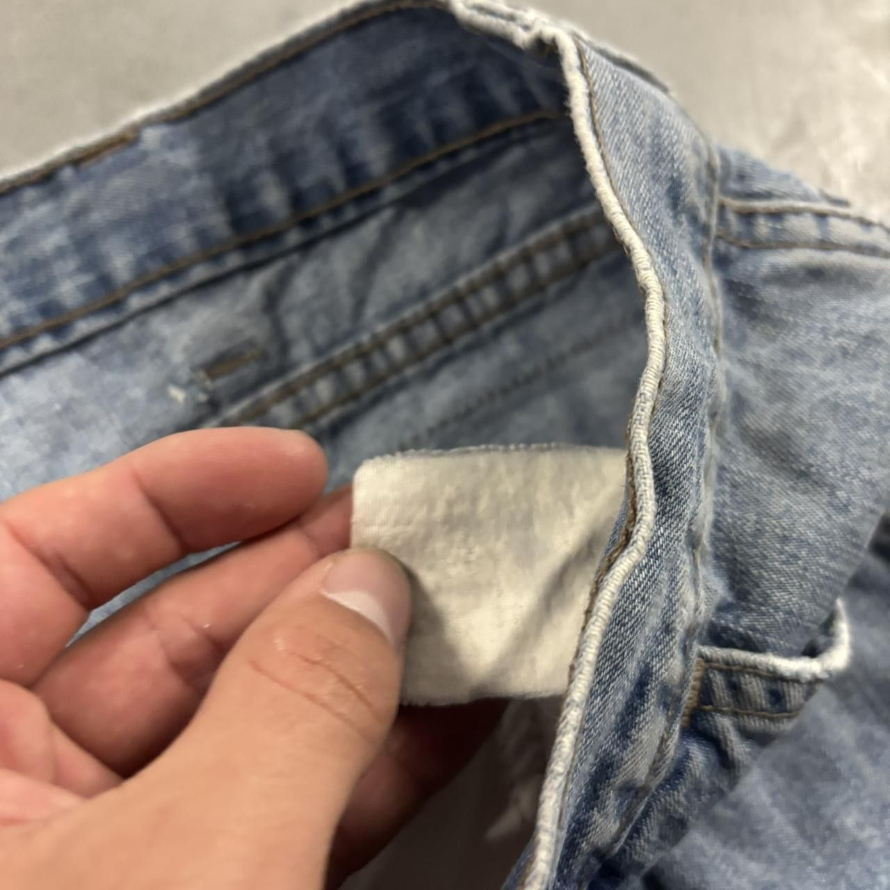 Vintage Crazy Vintage Y2K/2000s Baggy Light Wash Streetwear Skater Cargo Jorts! Size 36 Size US 36 / EU 52 - 6 Thumbnail