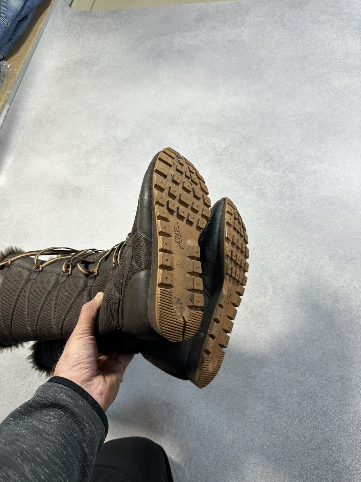 Nike Vintage Nike High Fur Woman Snow Boots US 7.5 Size US 7.5 / IT 37.5 - 8 Thumbnail