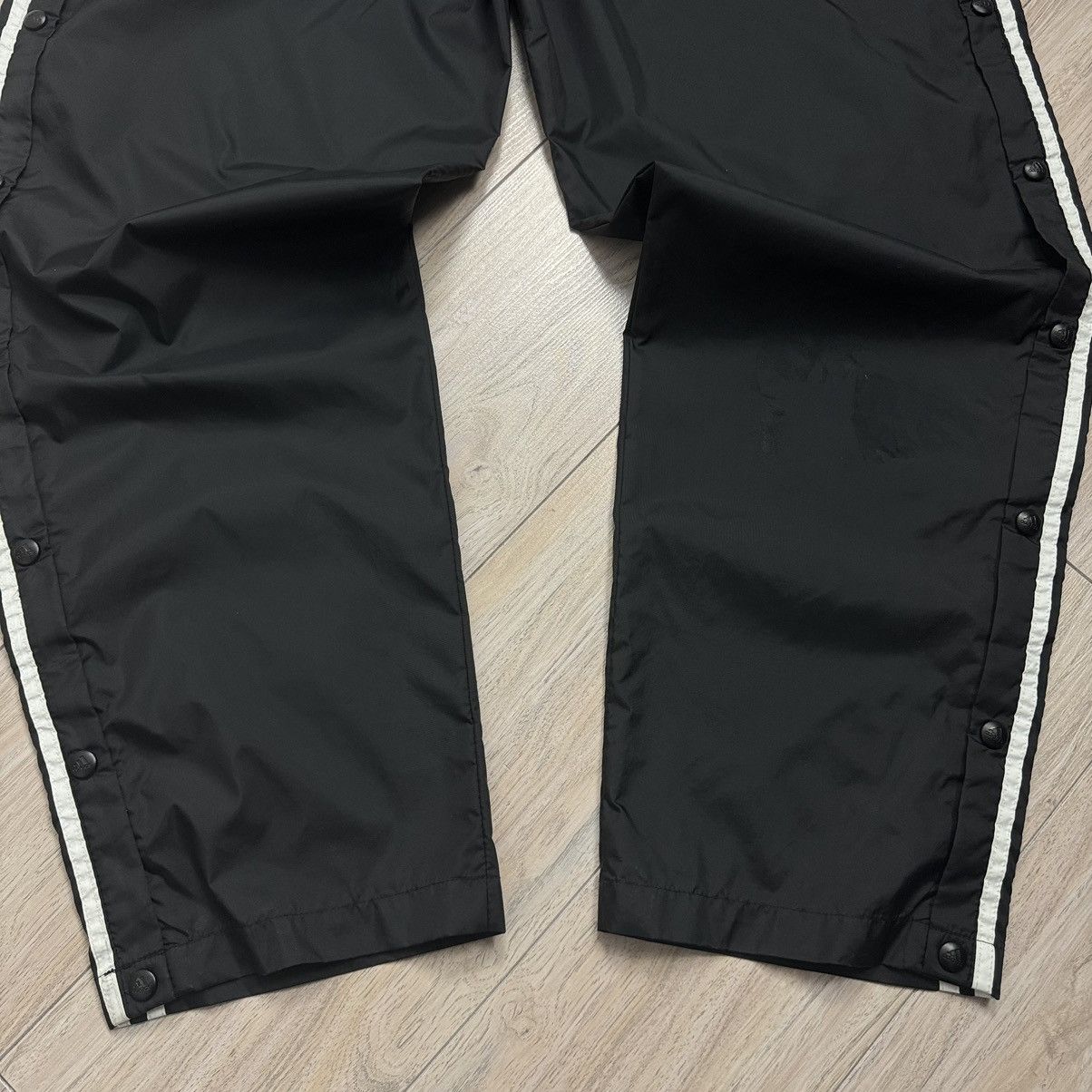 Adidas Rare 90s Adidas Vintage Tearaway Drill Nylon Track Jogger Size US 31 - 12 Thumbnail