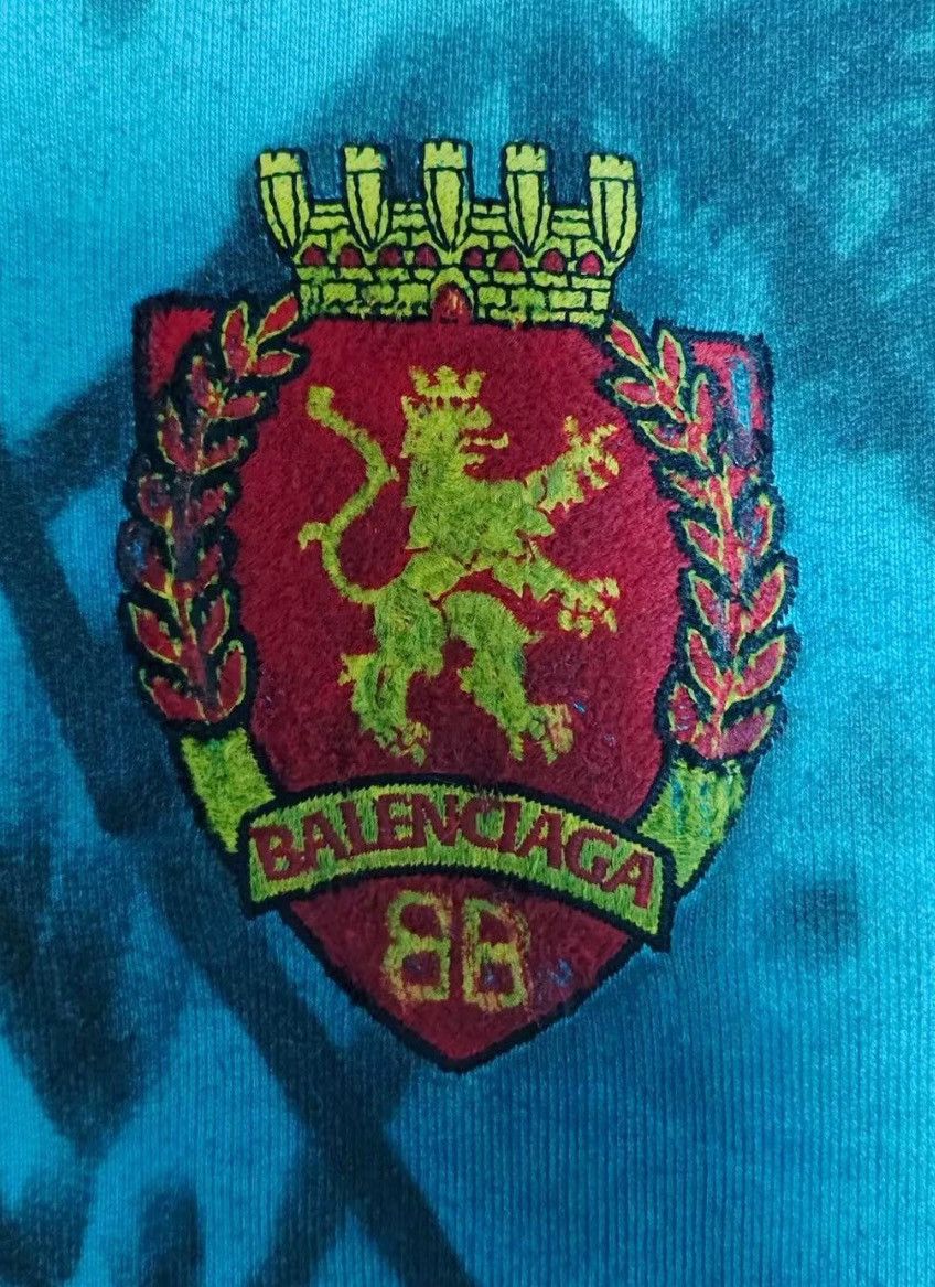 Balenciaga Balenciaga 23ss blue Manchester United graffi 2412-Nextarrow Size US XS / EU 42 / 0 - 3 Thumbnail