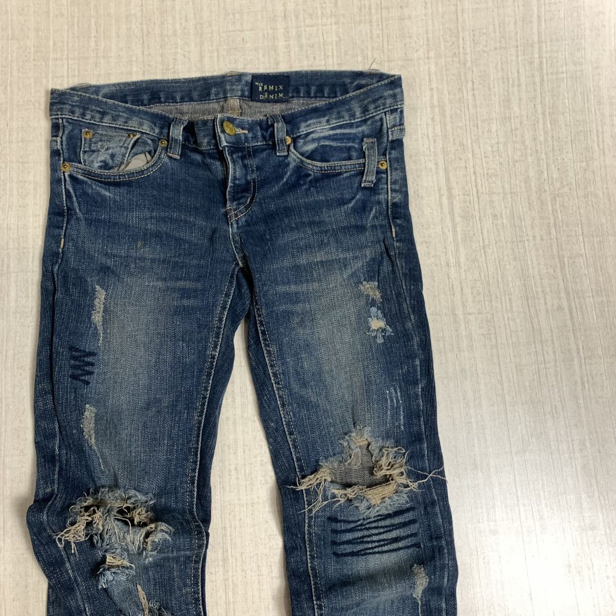 If Six Was Nine 2000s distressed slim denim pants Size US 30 / EU 46 - 4 Thumbnail
